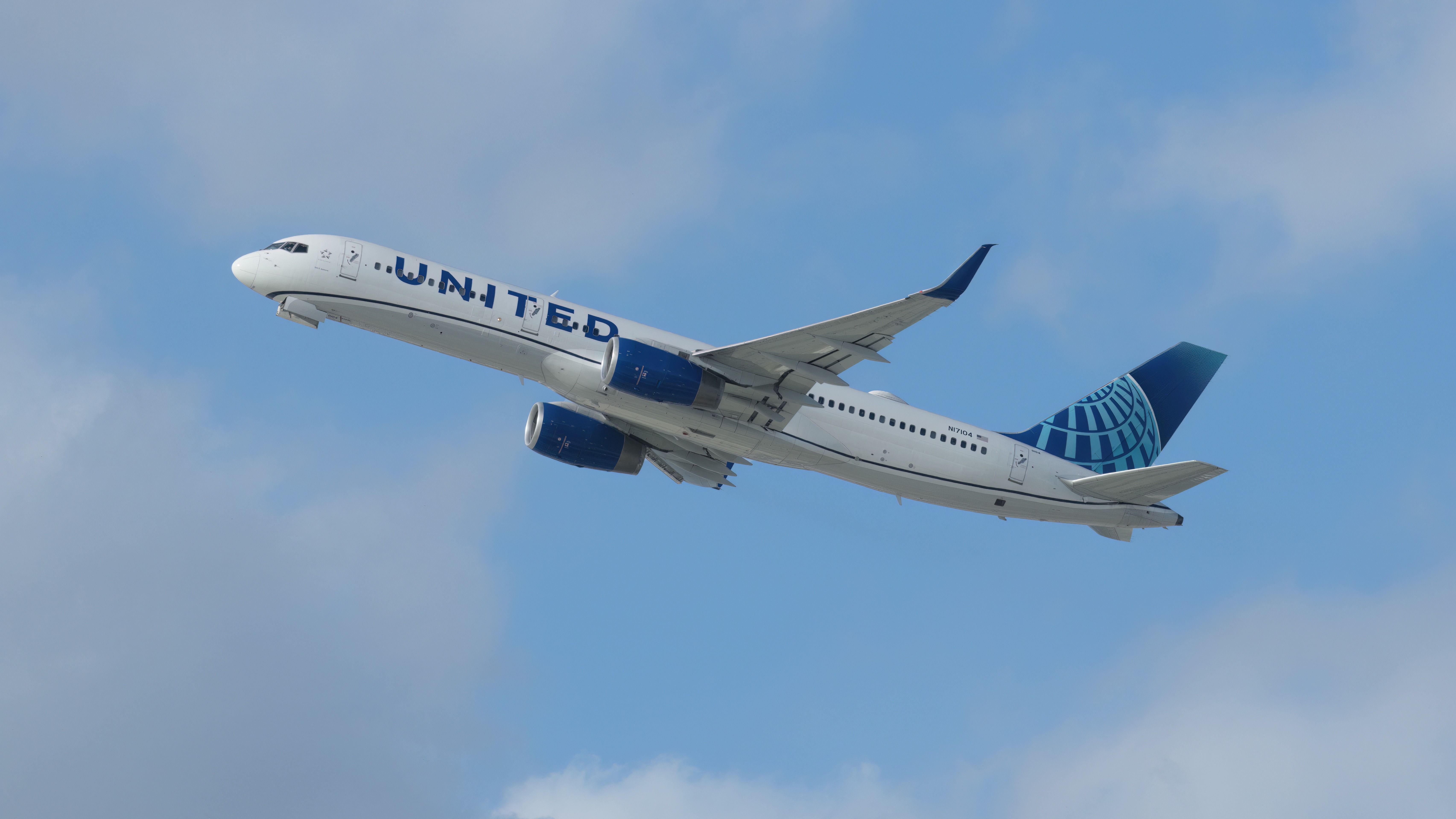 United Airlines Schedules Boeing 737 MAX 8s & 757200s On Washington DC