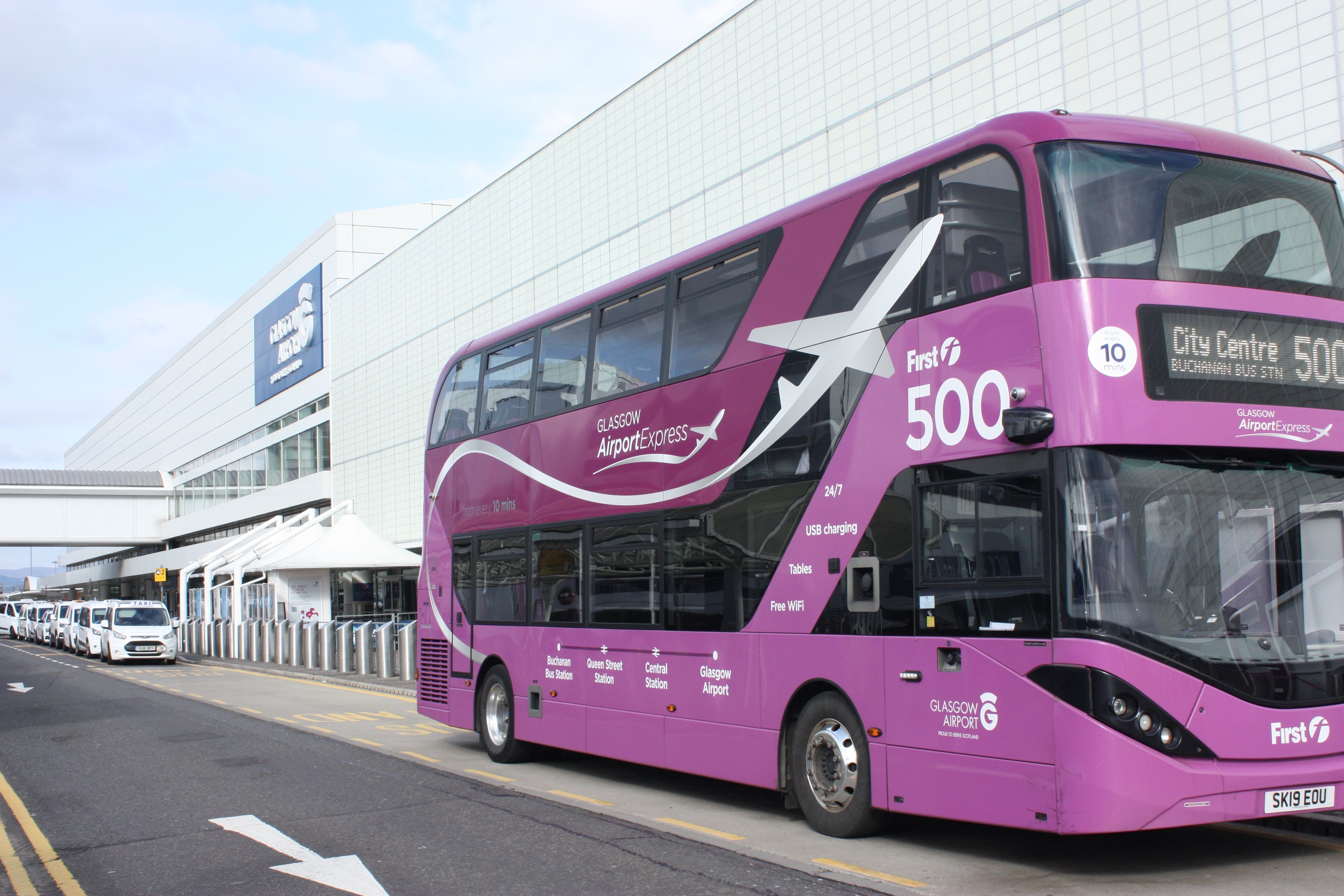 Glasgow Airport 500 Bus Outside Terminal Building