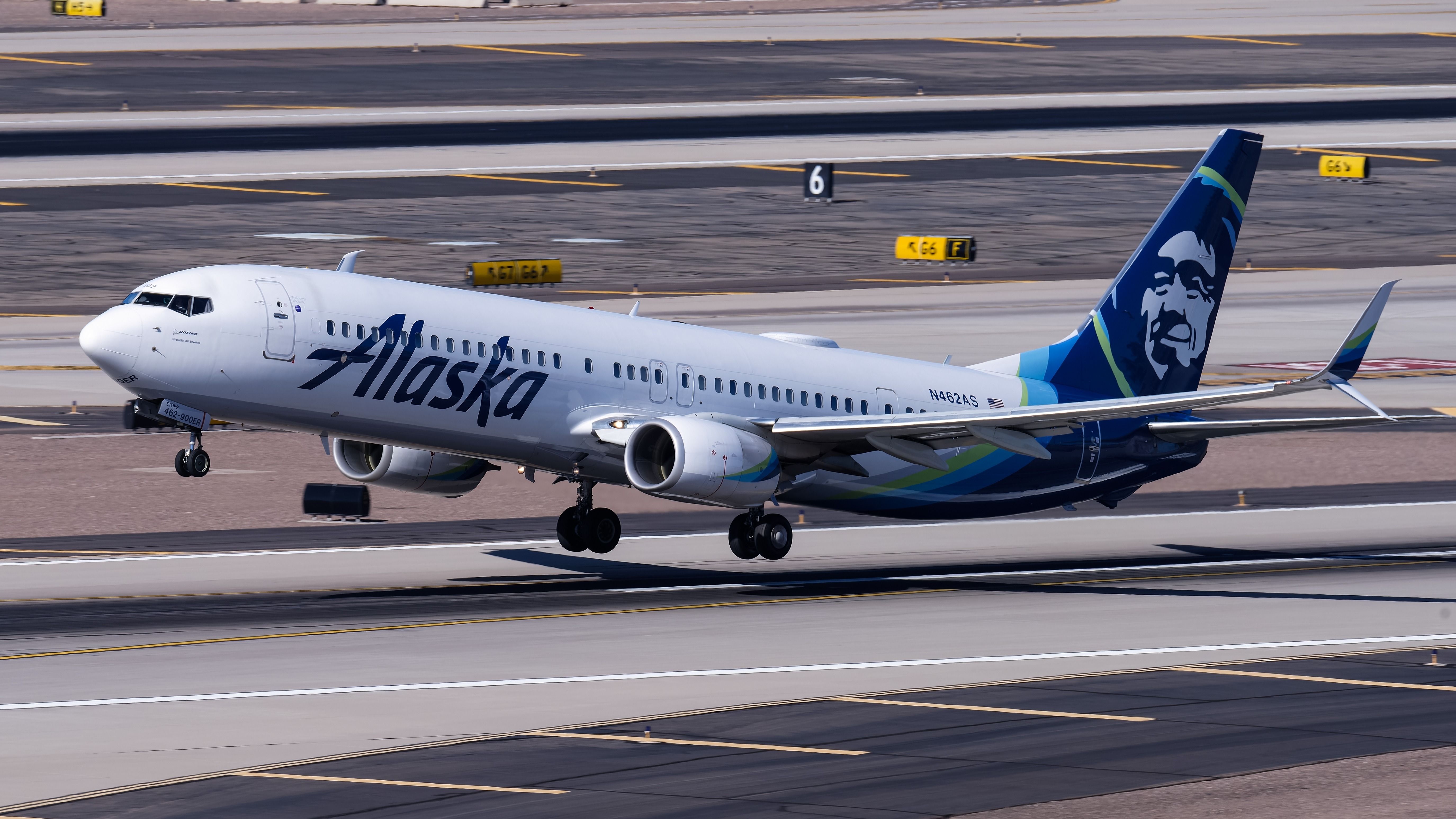 Alaska Airlines flight attendants reject new collective agreement