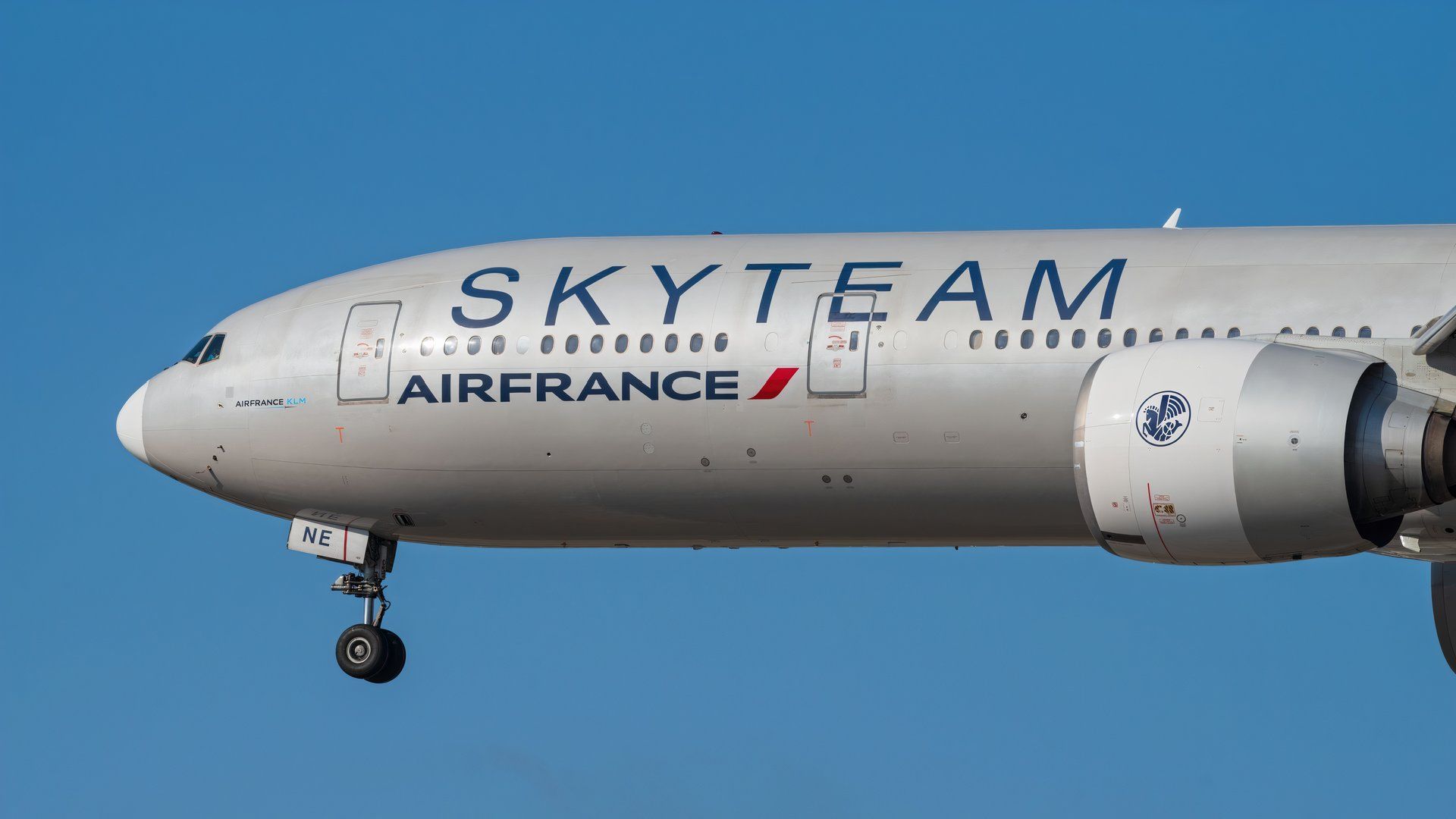 How Do Star Alliance & SkyTeam Alliance Elite Statuses Compare?