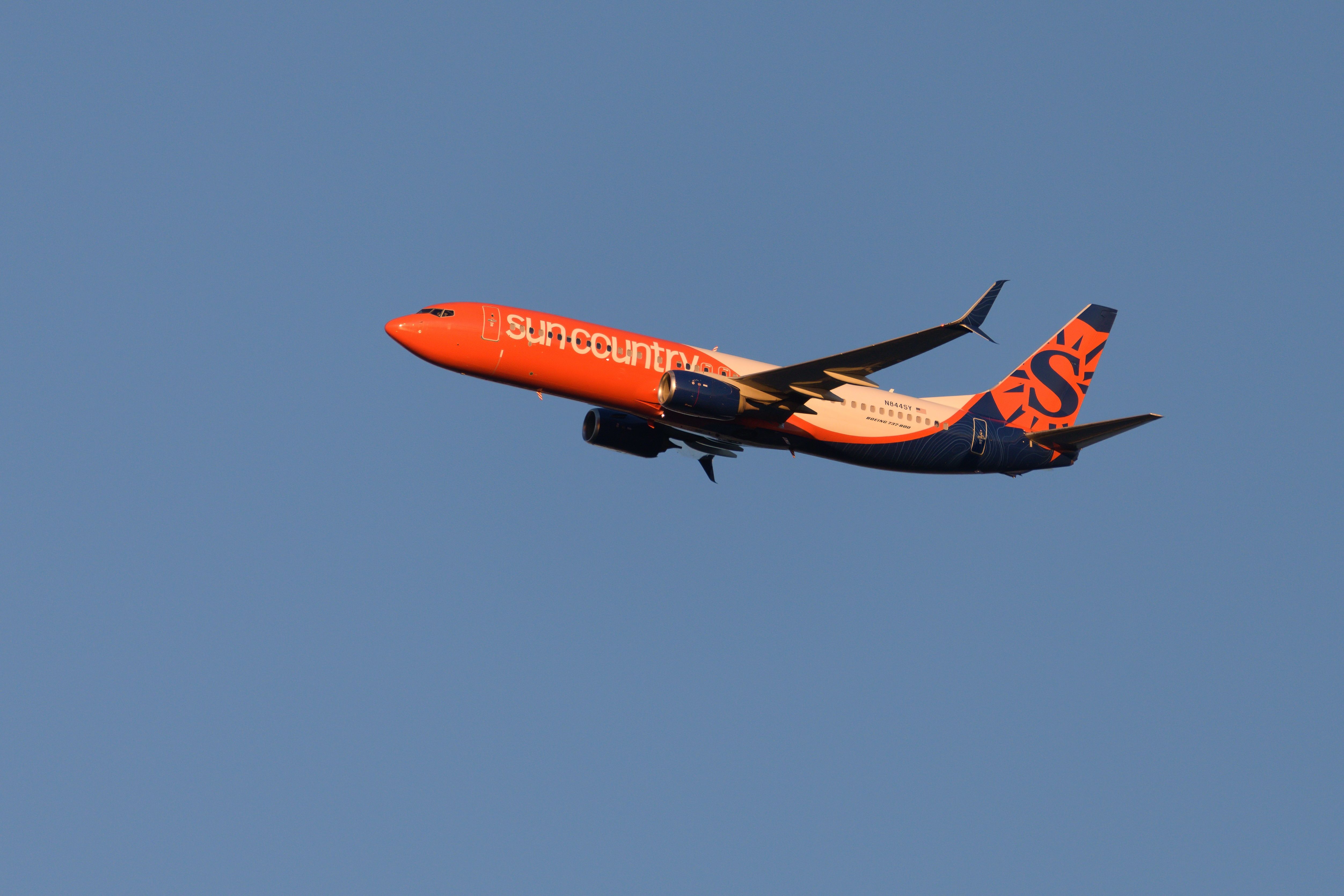 Sun Country Airlines Boeing 737