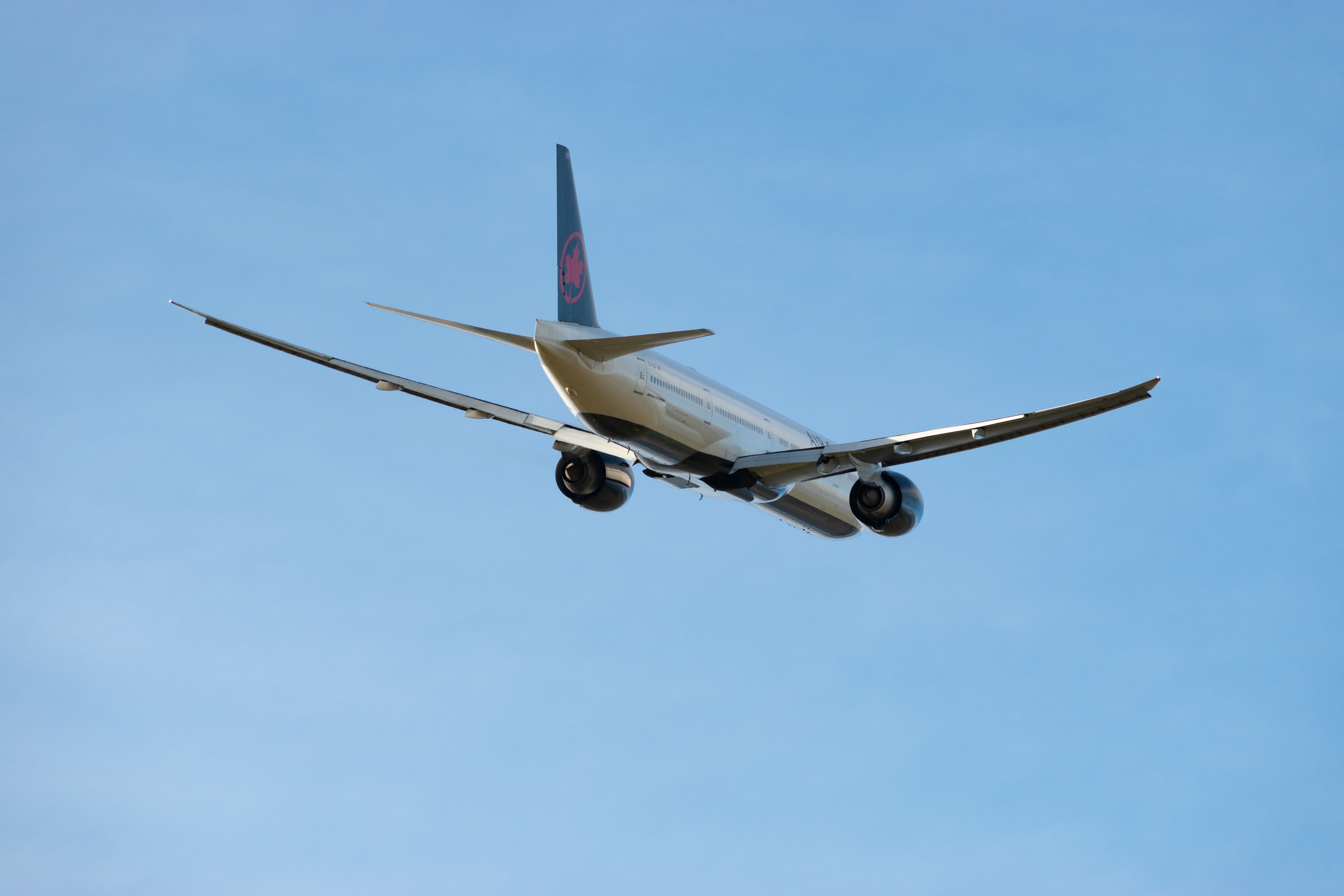 C-FIUR Air Canada Boeing 777-333ER aircraft