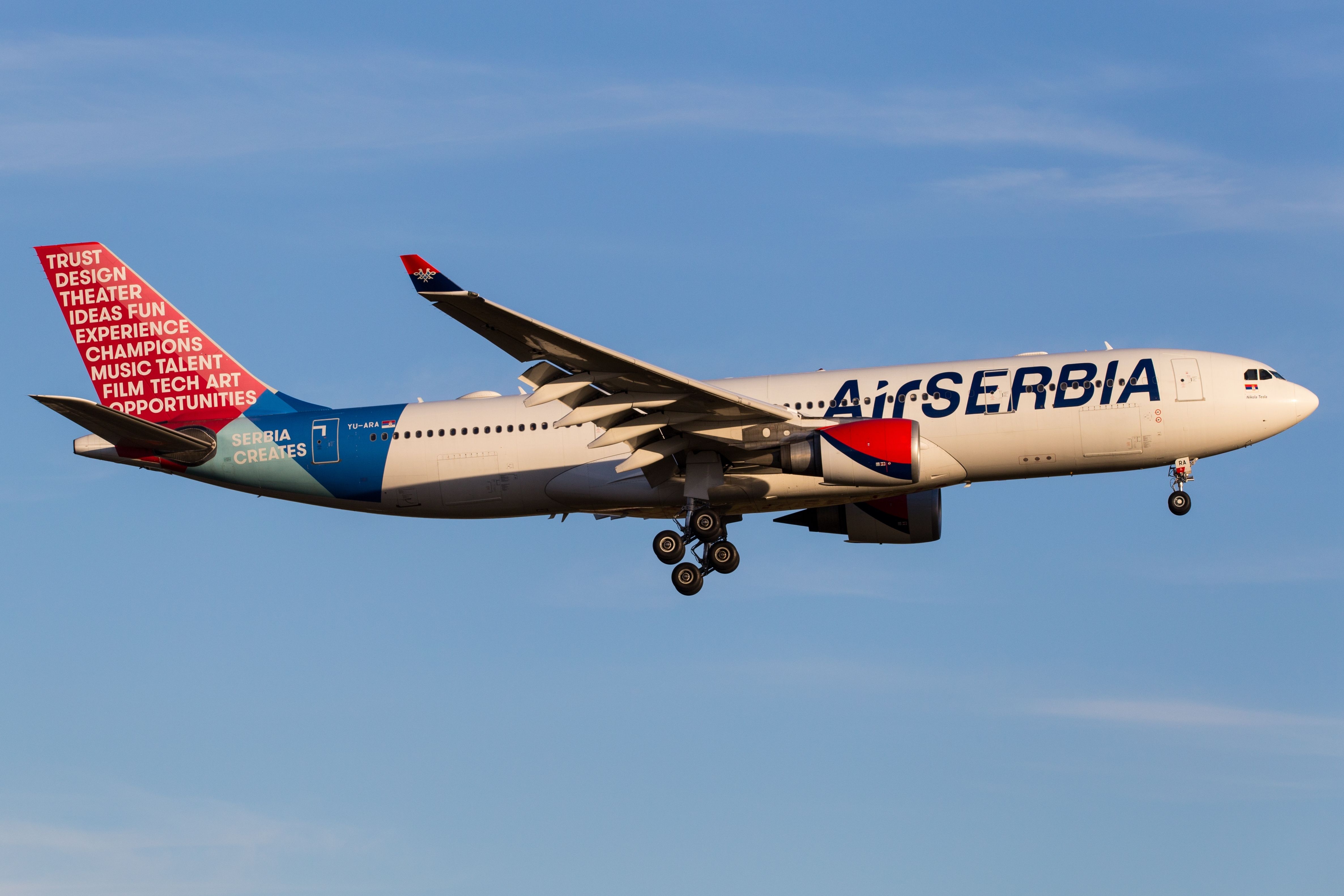 塞爾維亞航空空中巴士 A330 飛行