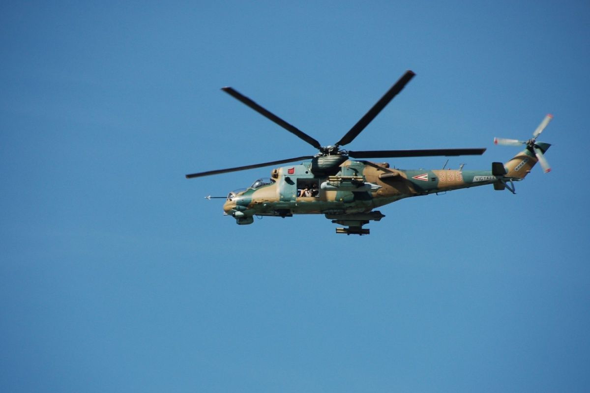 MI-24直升機用於拍攝電影《虎膽龍威5》