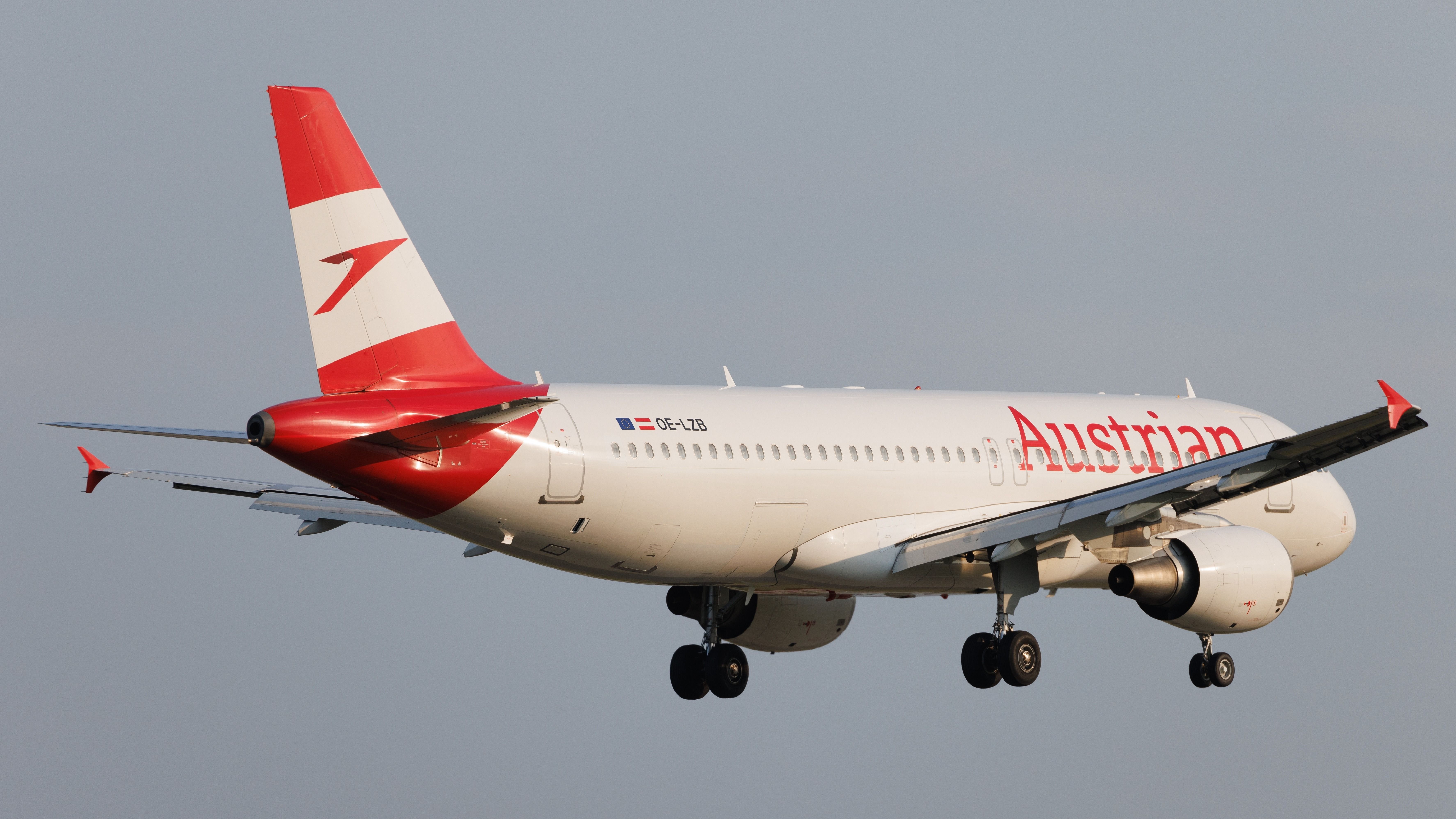 Hamburg, Germany - June 6, 2024 - Austrian Airlines (OS | AUA) at Hamburg Airport (EDDH|HAM) with an Airbus A320-214 A320 (OE-LZB | 03268).