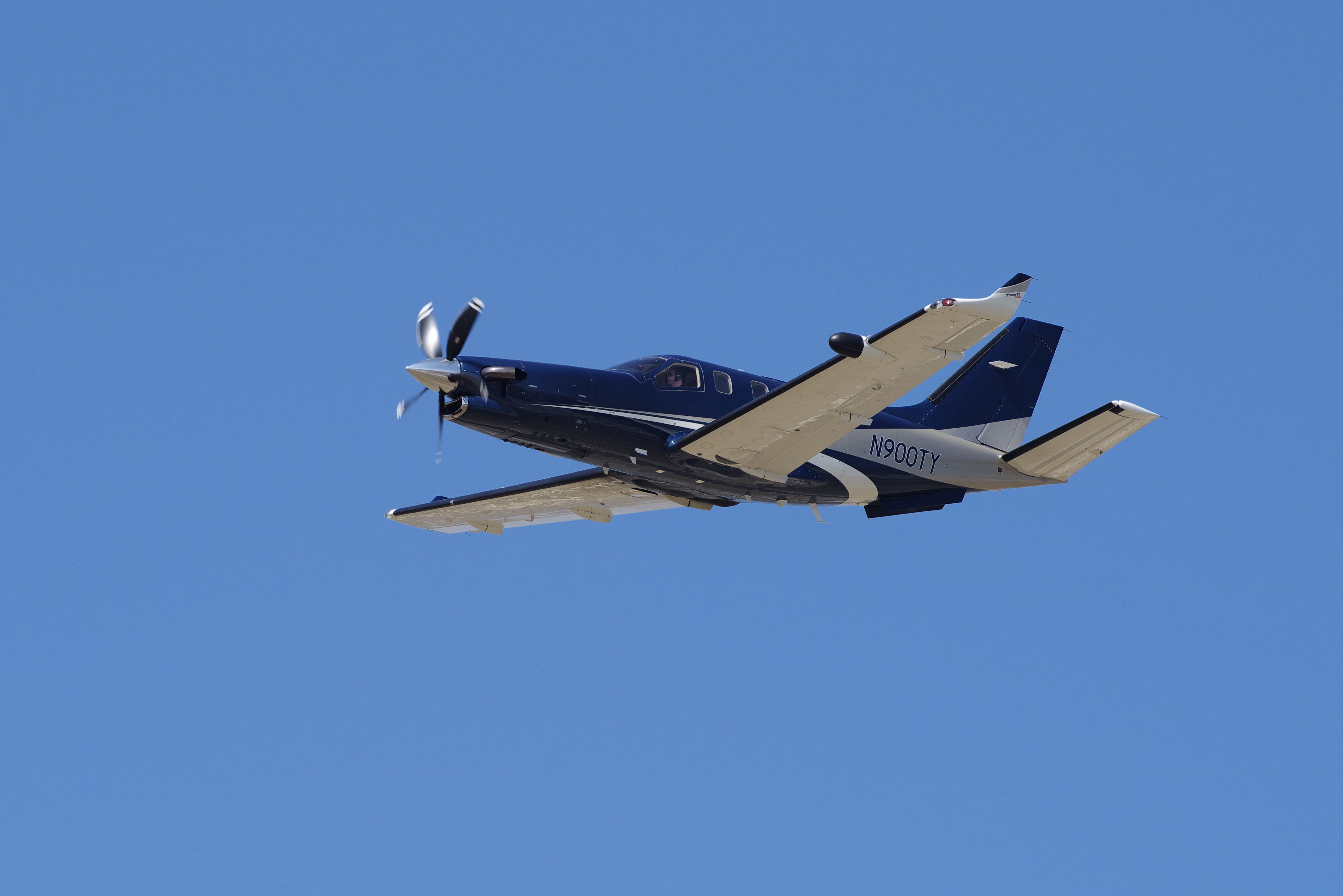 A Socata TMB-700 aircraft flying