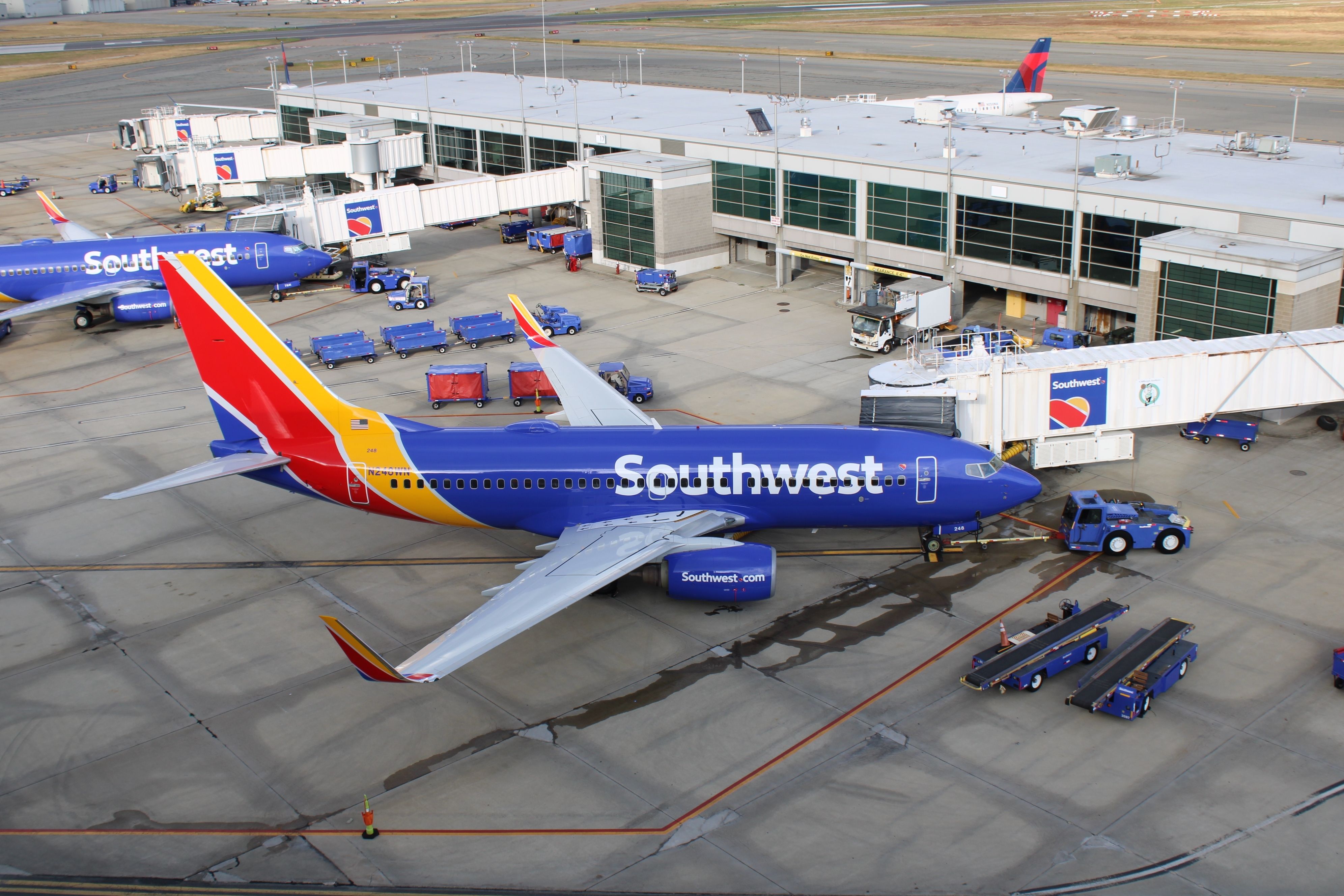 Southwest Airlines Boeing 737-700 at an airport shutterstock_2187223977