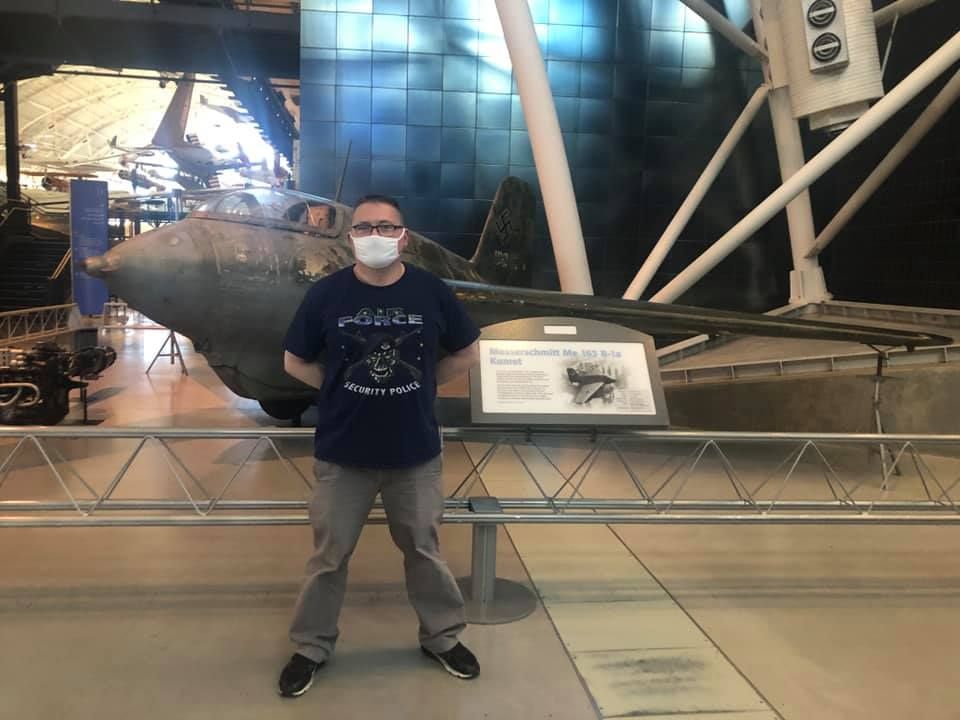 The author in front of a Messerschmitt Me 163 Komet at the Udvar-Hazy Center (Nov 2020)