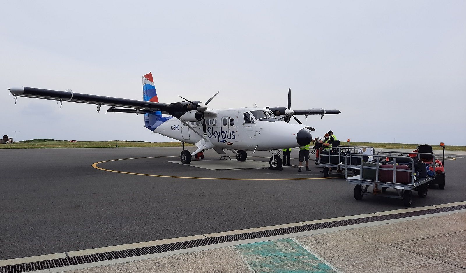 Isles of Scilly Skybus De Havilland Canada DHC-6 Twin Otter