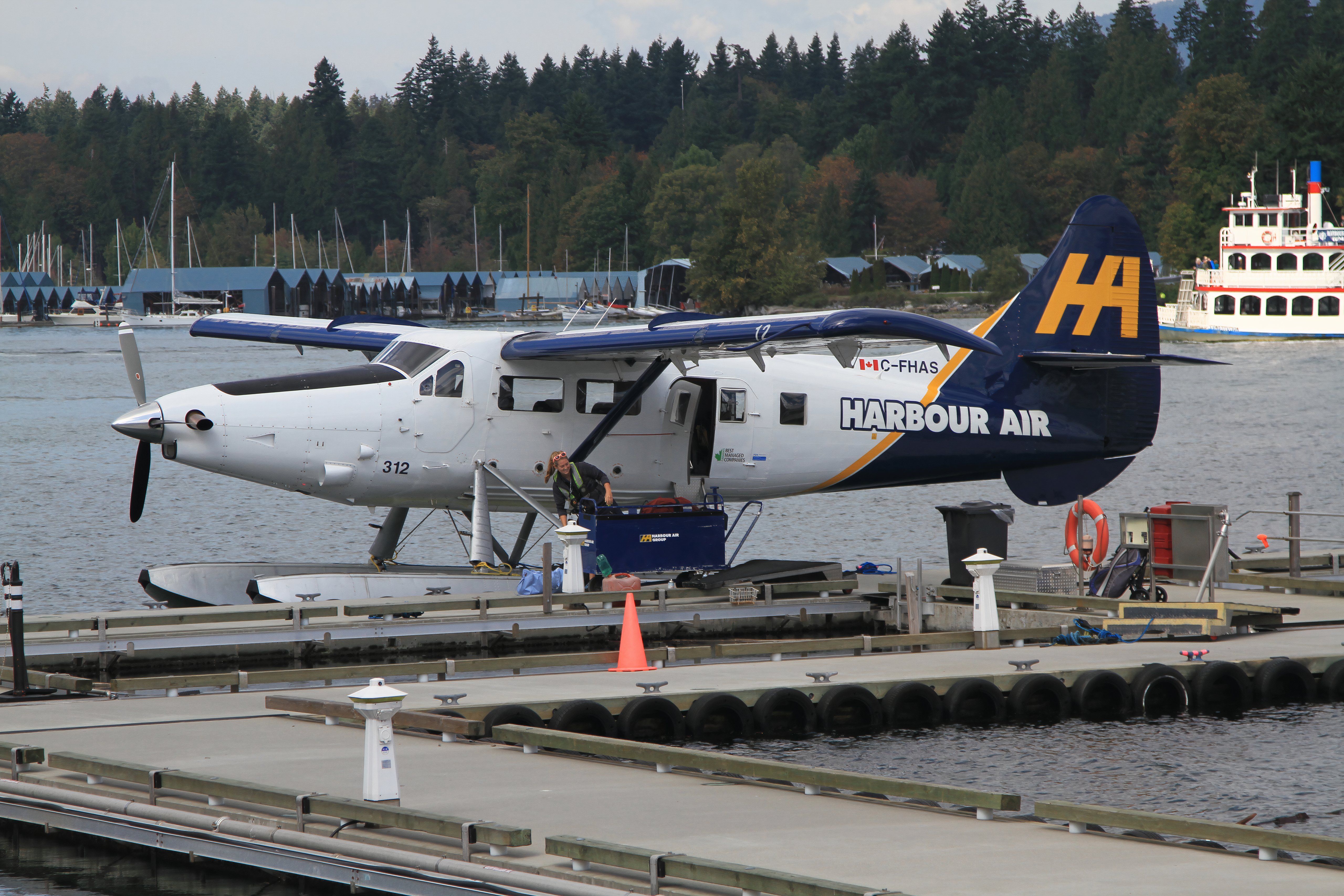 DHC-3 Turbine Otter Harbour air Vancouver