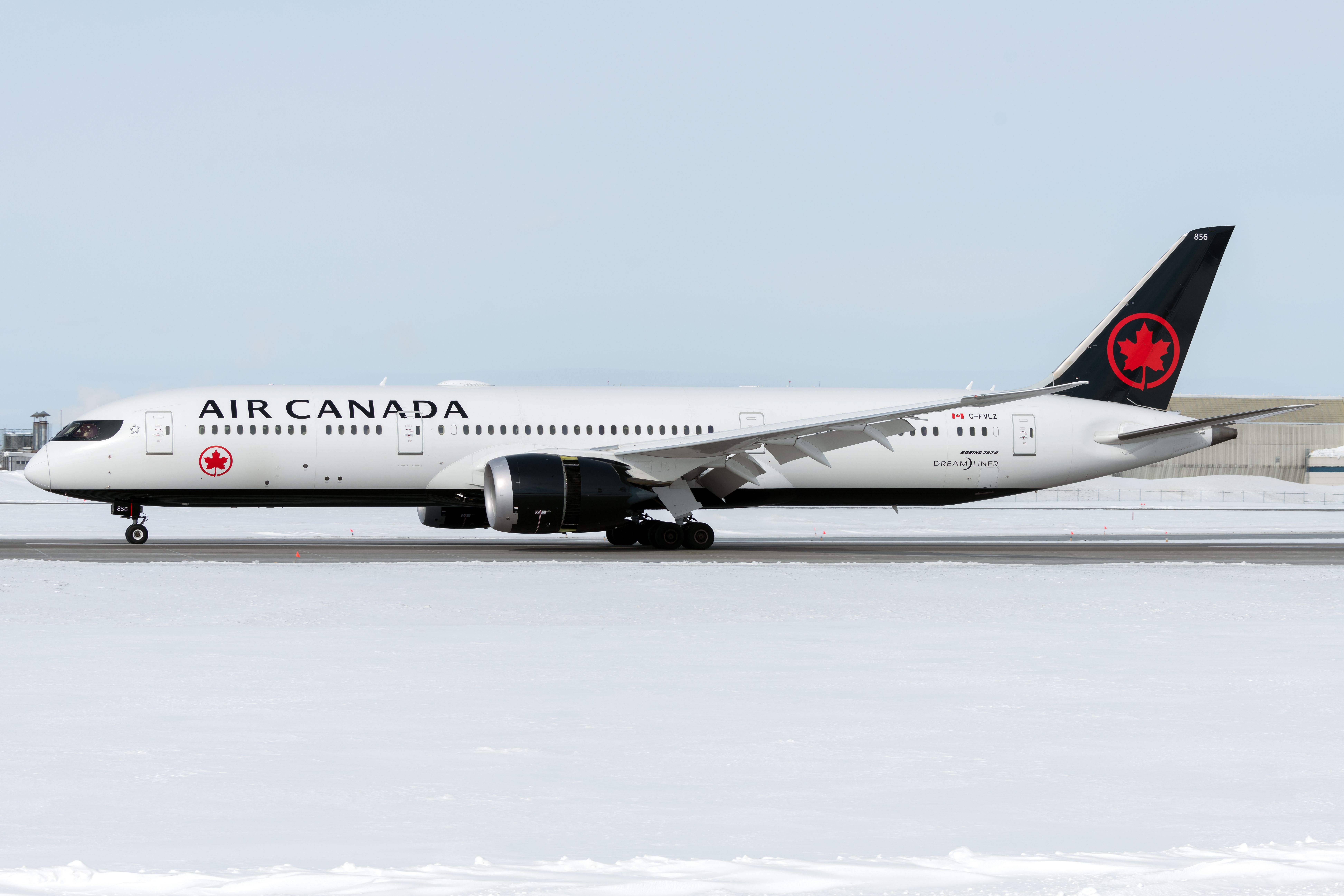 Air Canada Boeing 787-9 on ground