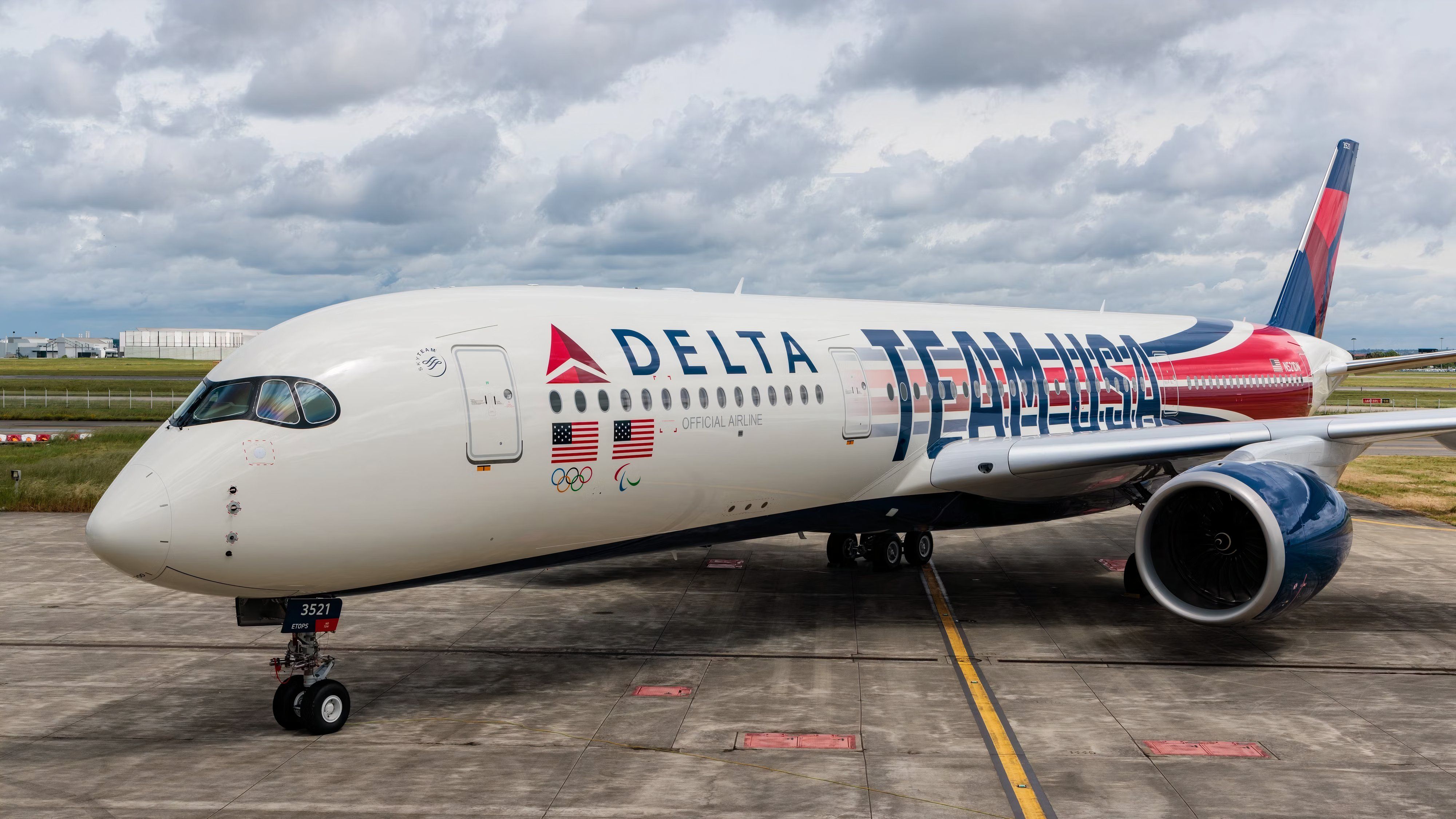 Delta A350-900 275 seats