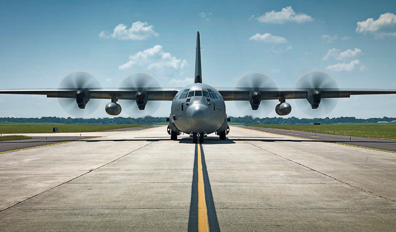 US Hercules on runway