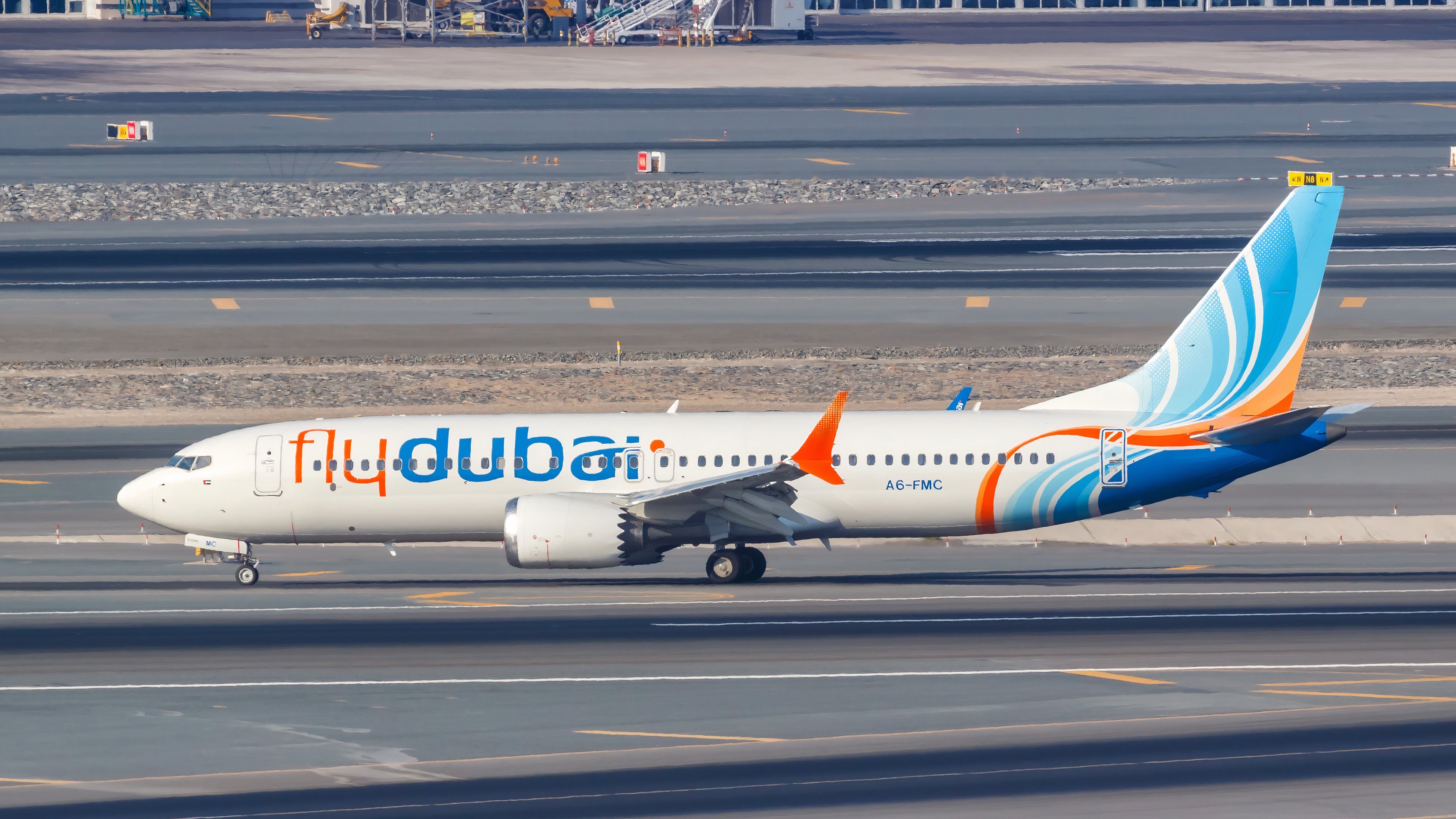 flydubai 737max on ground