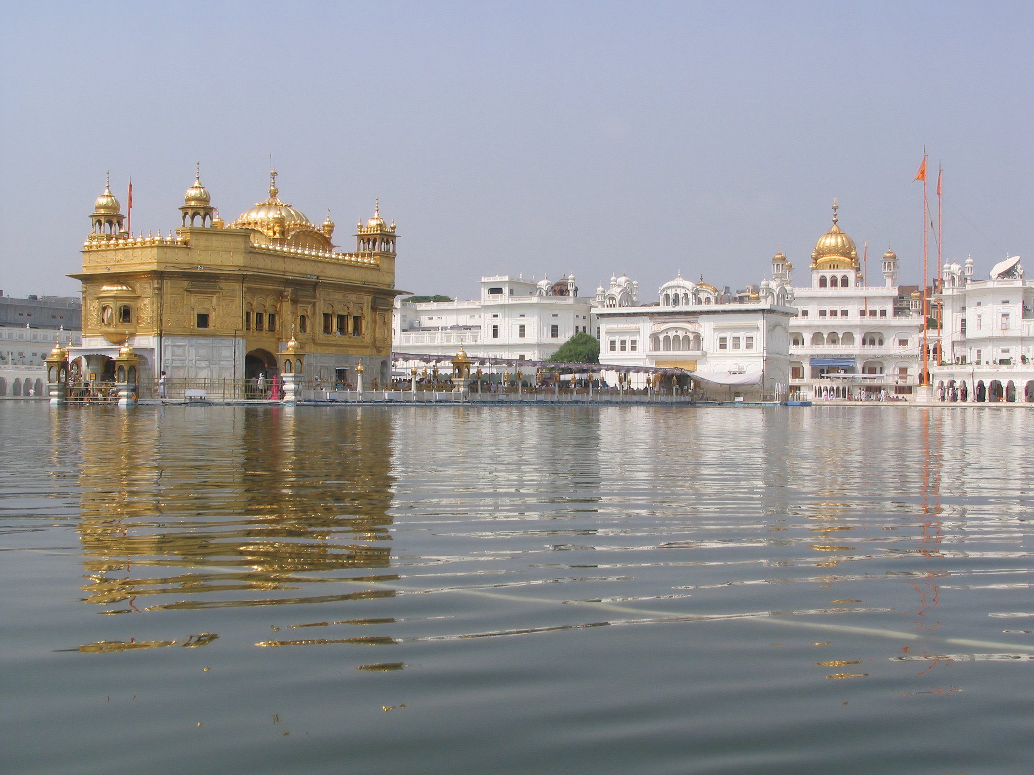 Golden Temple with Akal Takht on the right, photographed in 2006