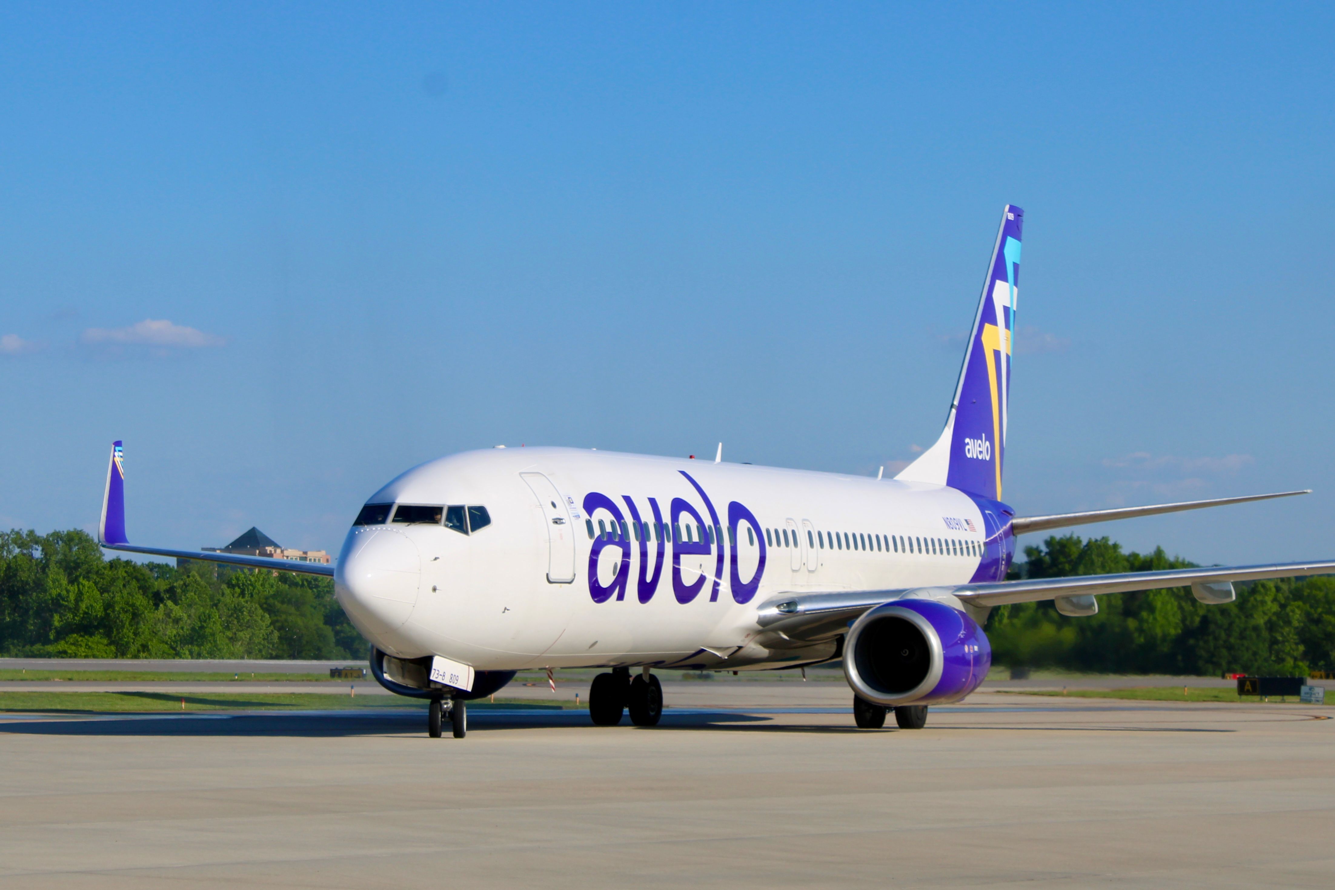 Avelo Airlines Boeing 737-8EH(WL) with registration N809VL (ex PR-GGY, PH-GGY)