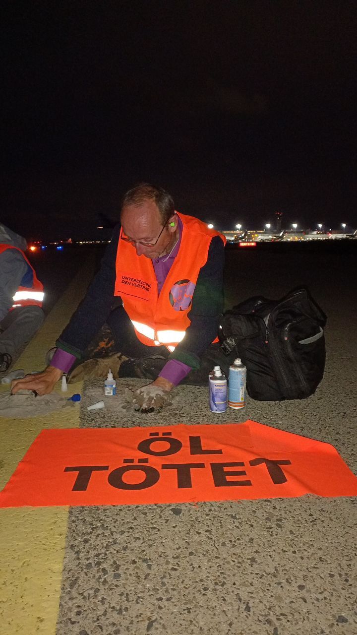 Last generation protestor at CGN