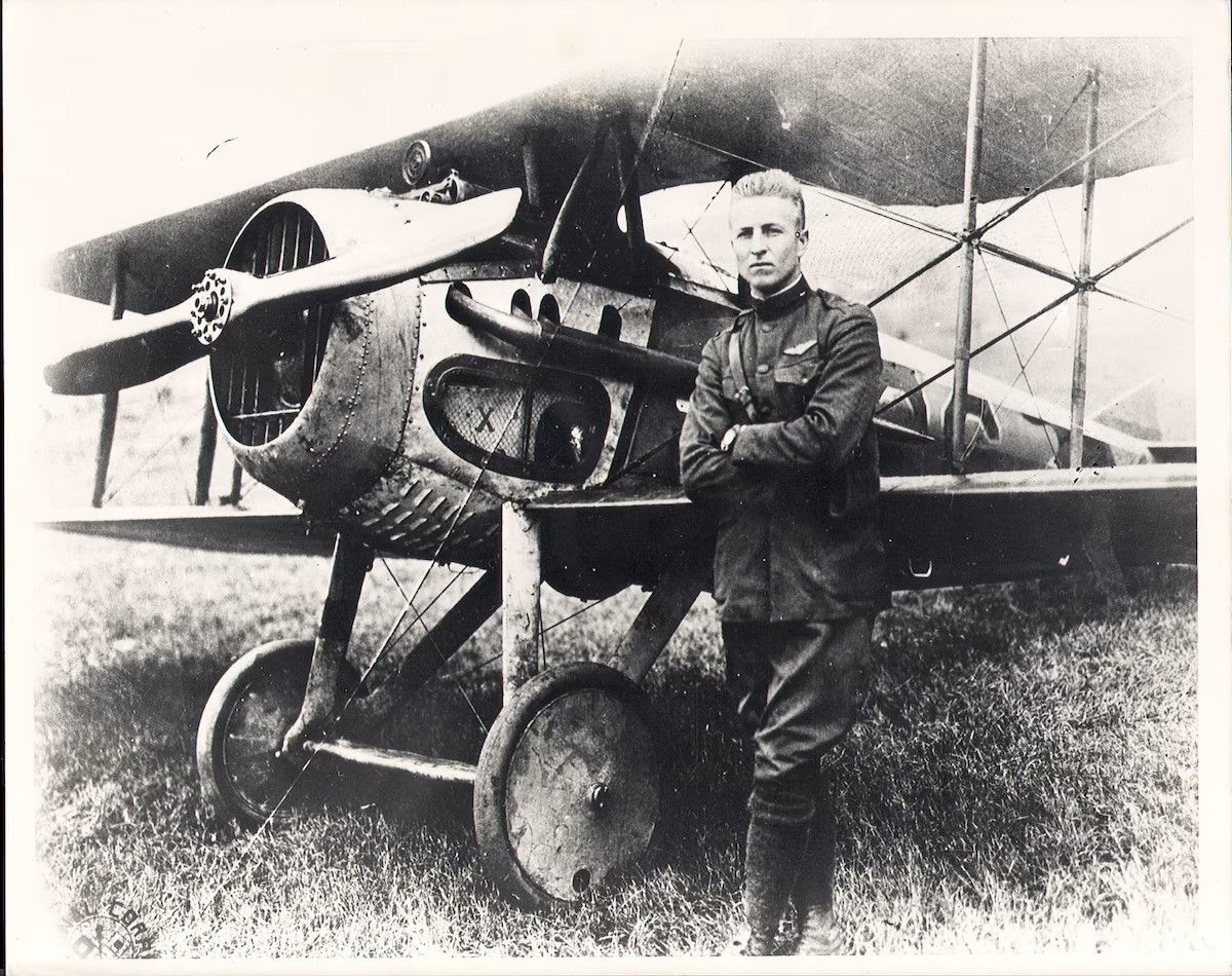 Lt Frank Luke in front of his SPAD S.XIII fighter plane (USAF photo) (jpg)