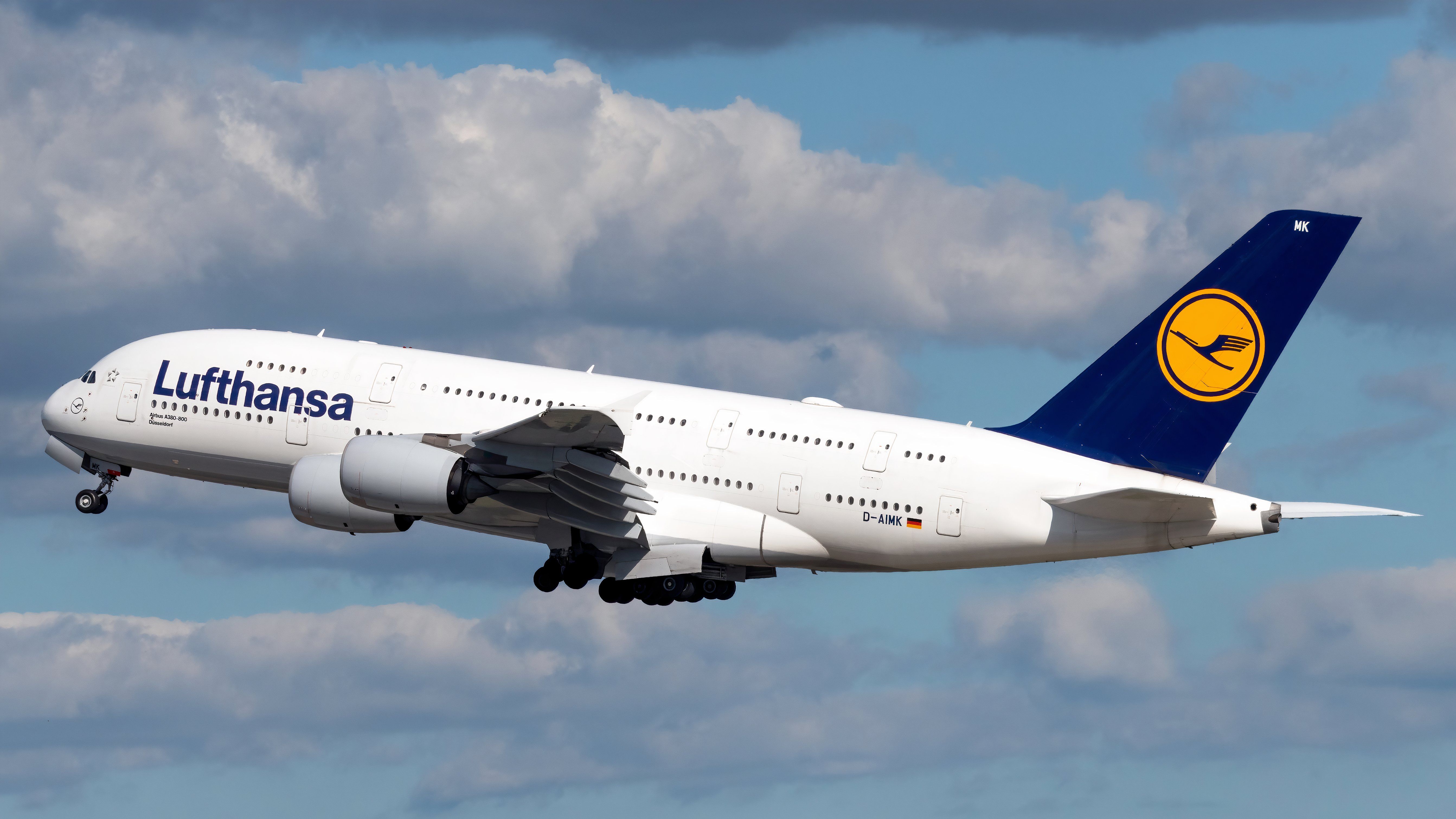 Lufthansa Airbus A380 by Vincenzo Pace from Simple Flying 169