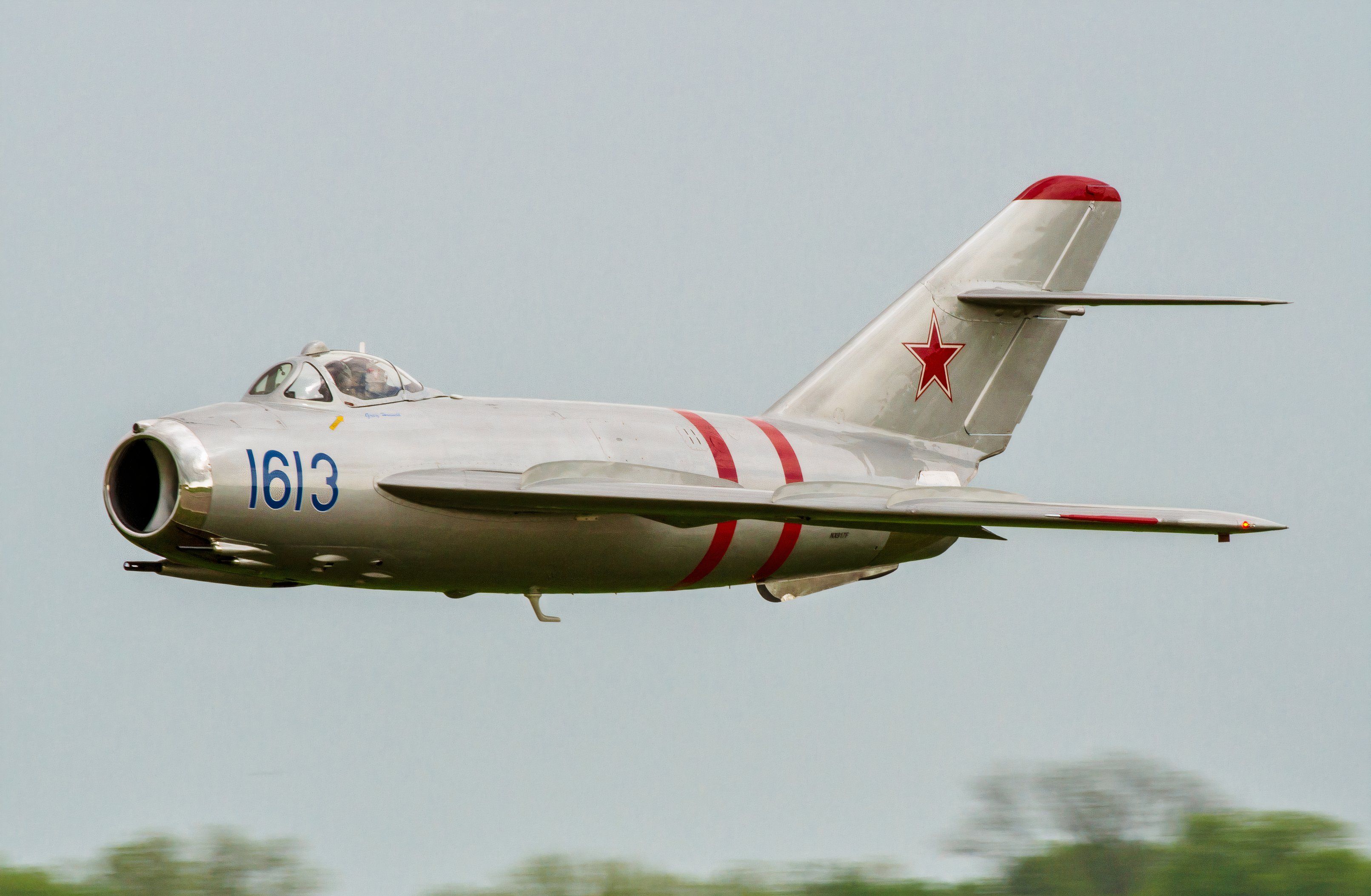 A MiG-17 performing a baritone transfer at Take to the Skies Airfest 2016 in Durant, Oklahoma