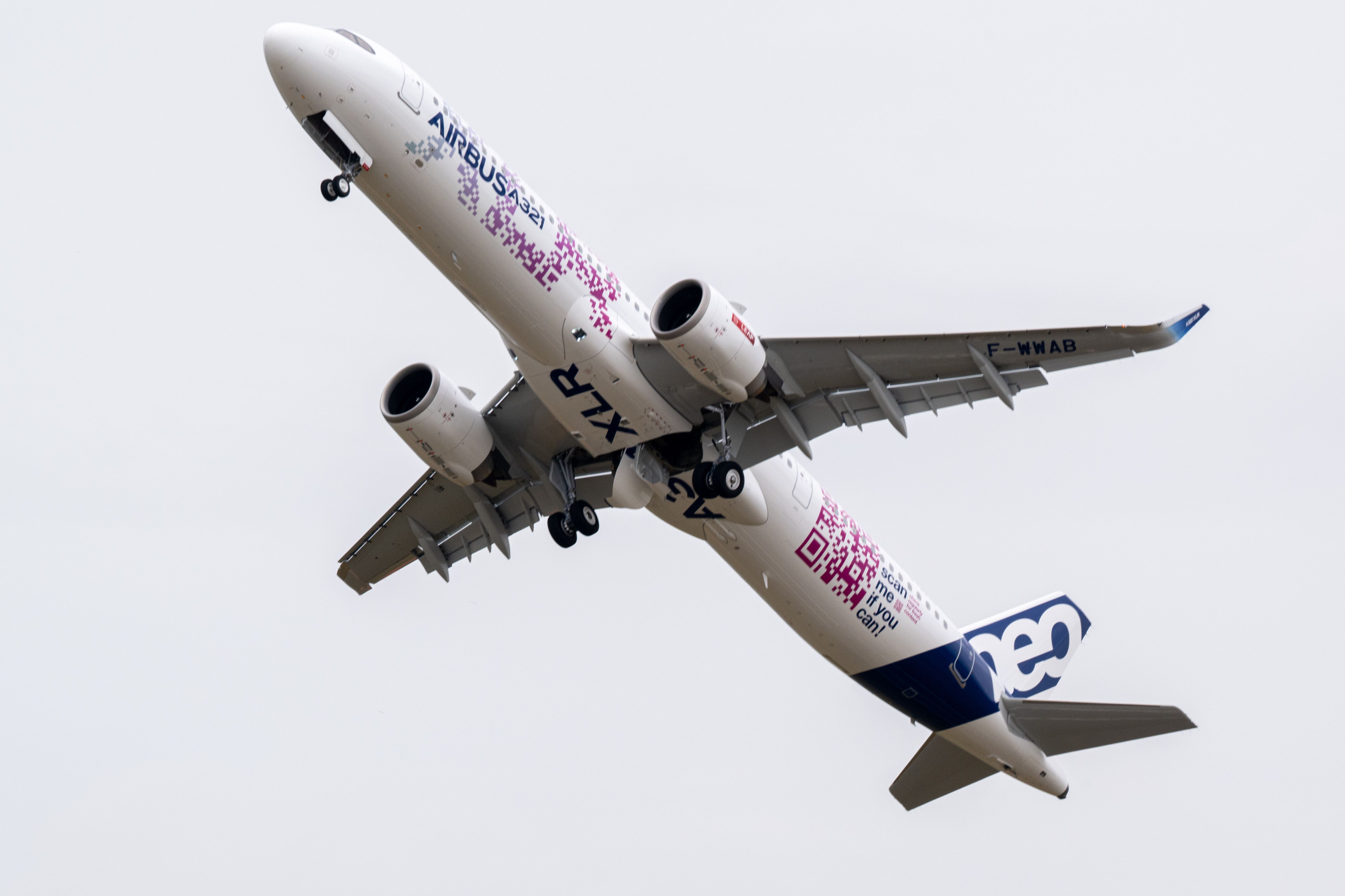 Paris Air Show 2023 Day 1 - Flying display A321XLR