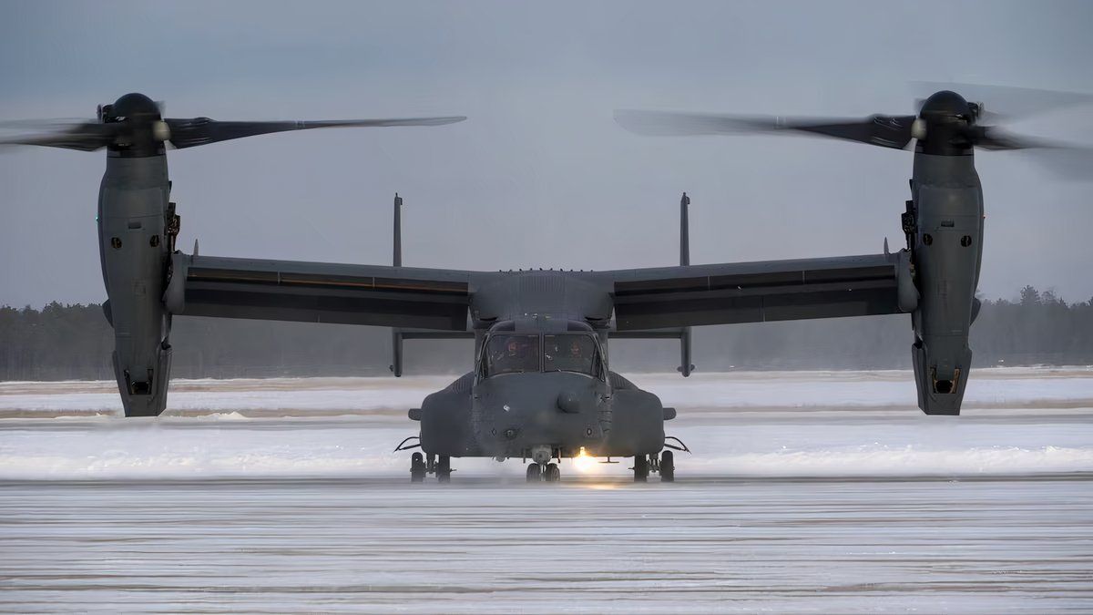 Photo of V-22 Osprey on the ground as viewed from the front-1