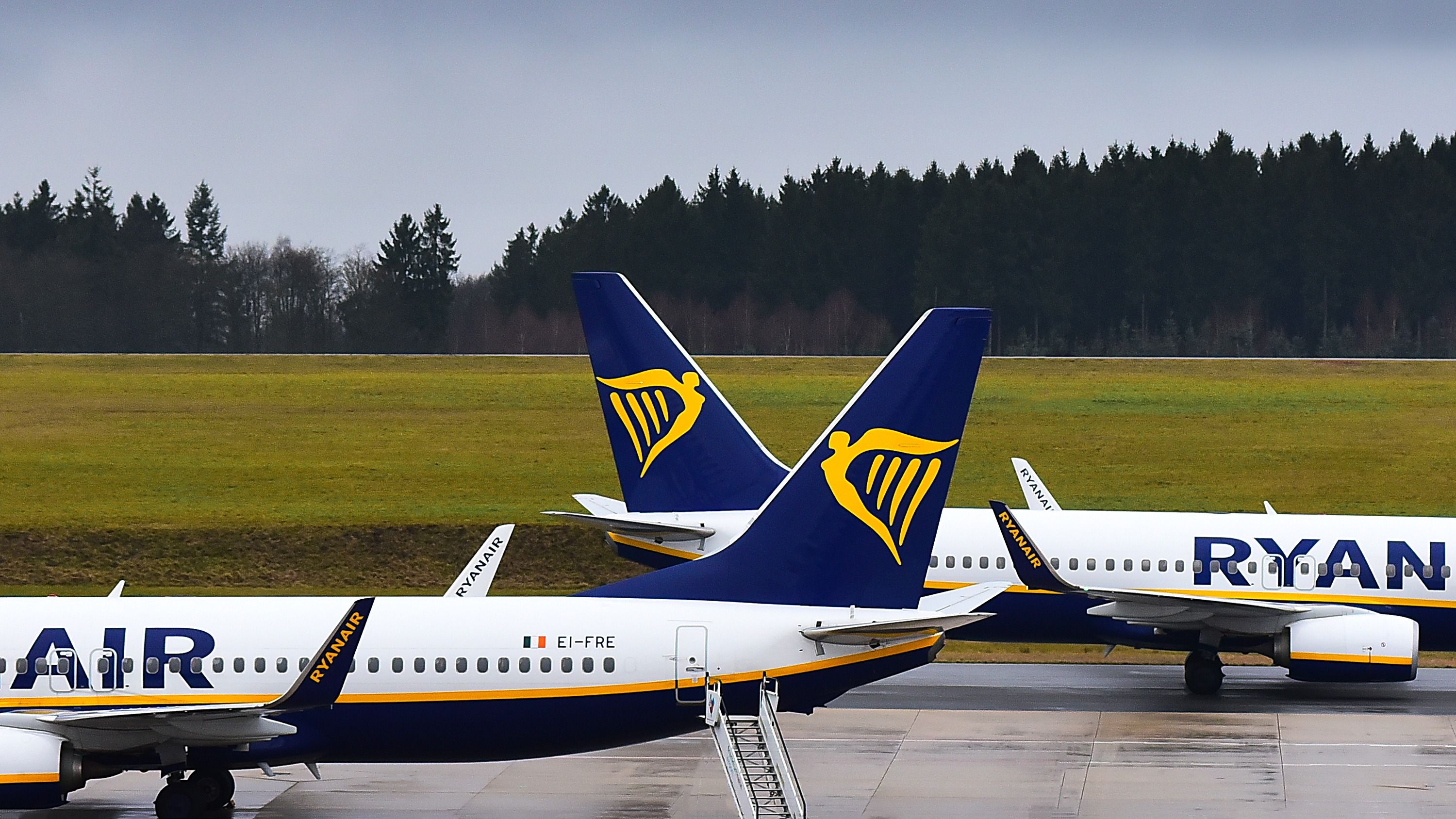 Ryanair Boeing 737 aircraft on the ground at Frankfurt Hahn Airport HHN shutterstock_791220211