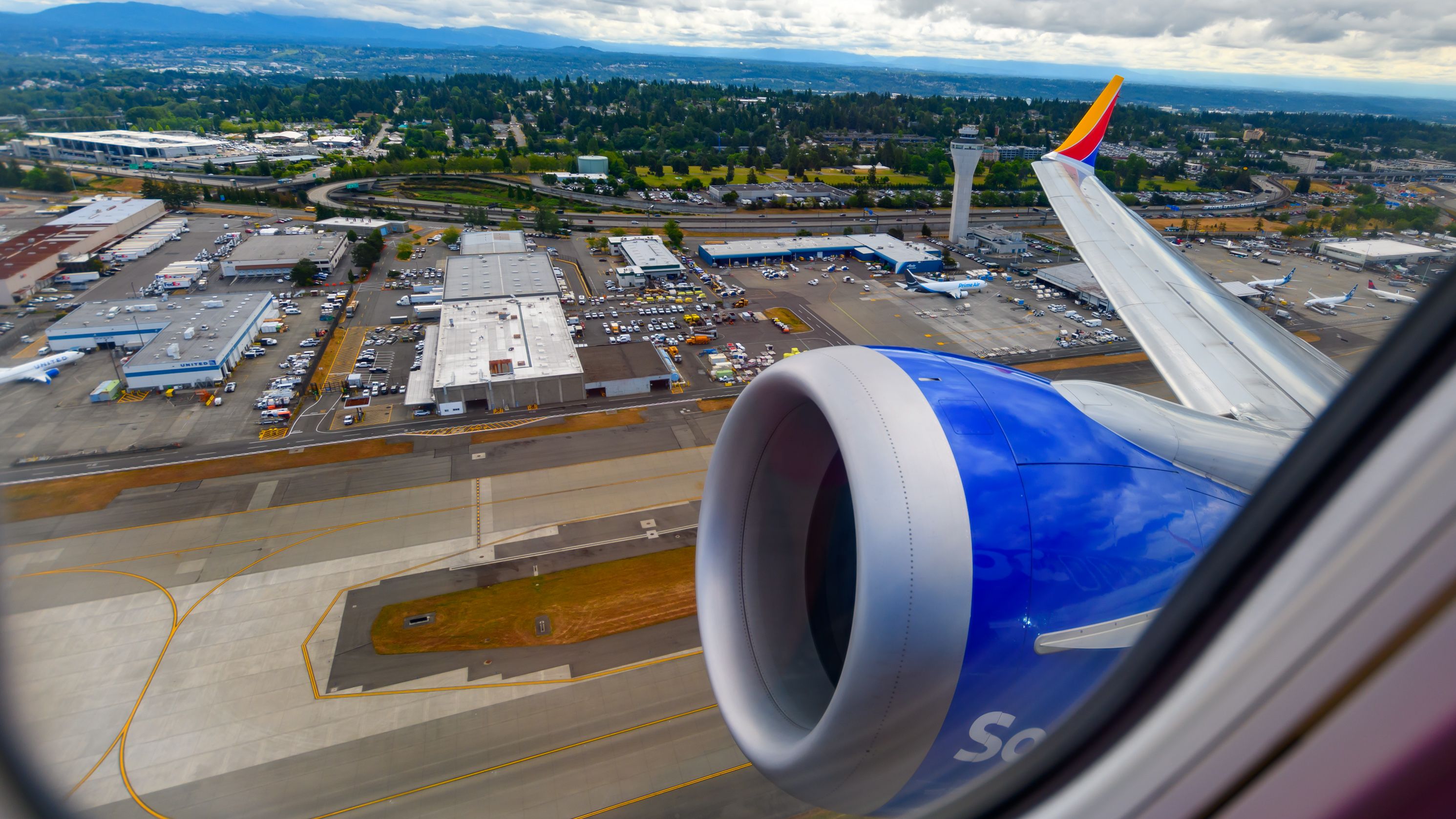 SF_Southwest Airlines Boeing 737 MAX 9 taking off from SEA_JAK