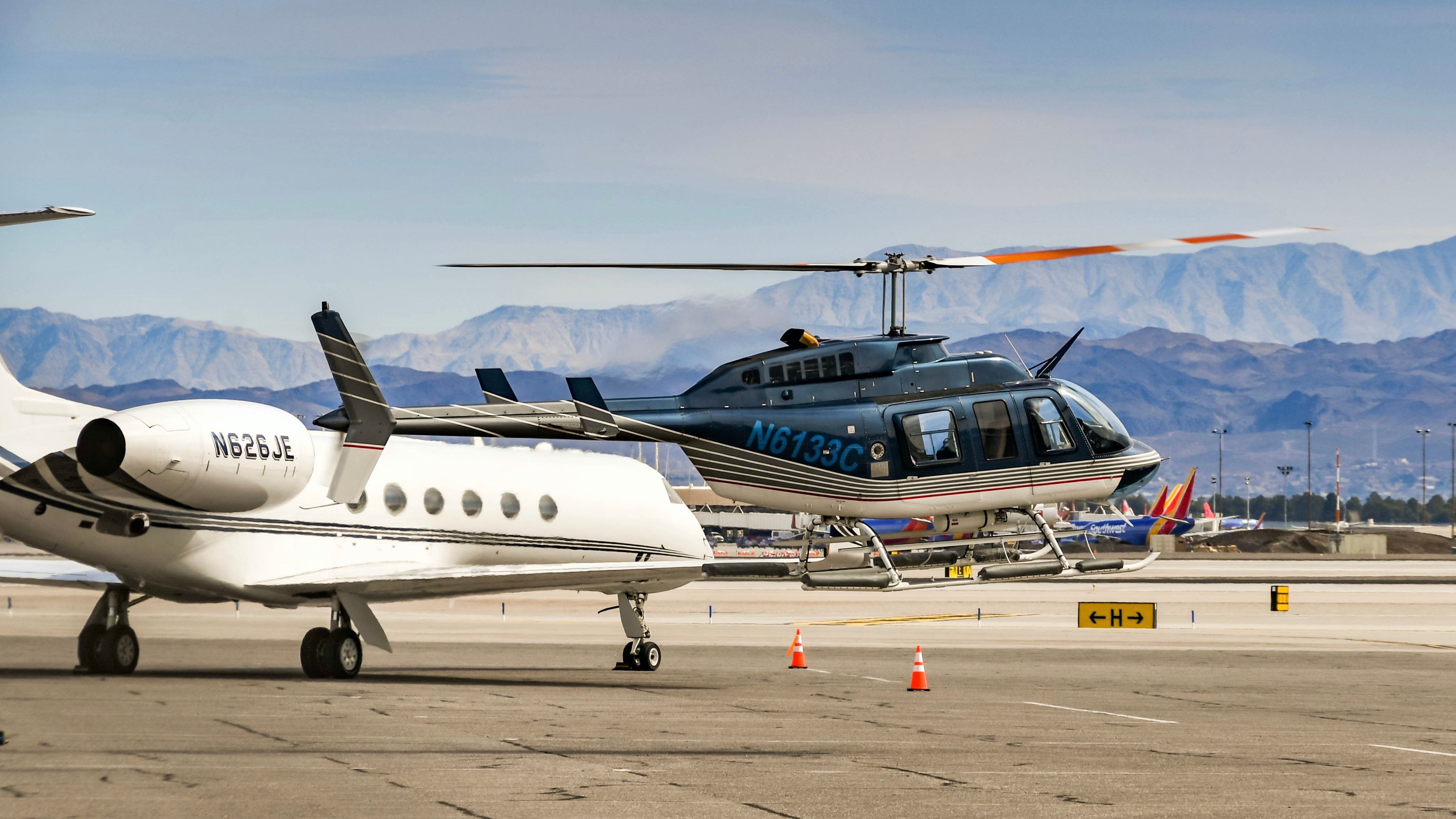 Gulfstream business jet and helicopter in Las Vegas