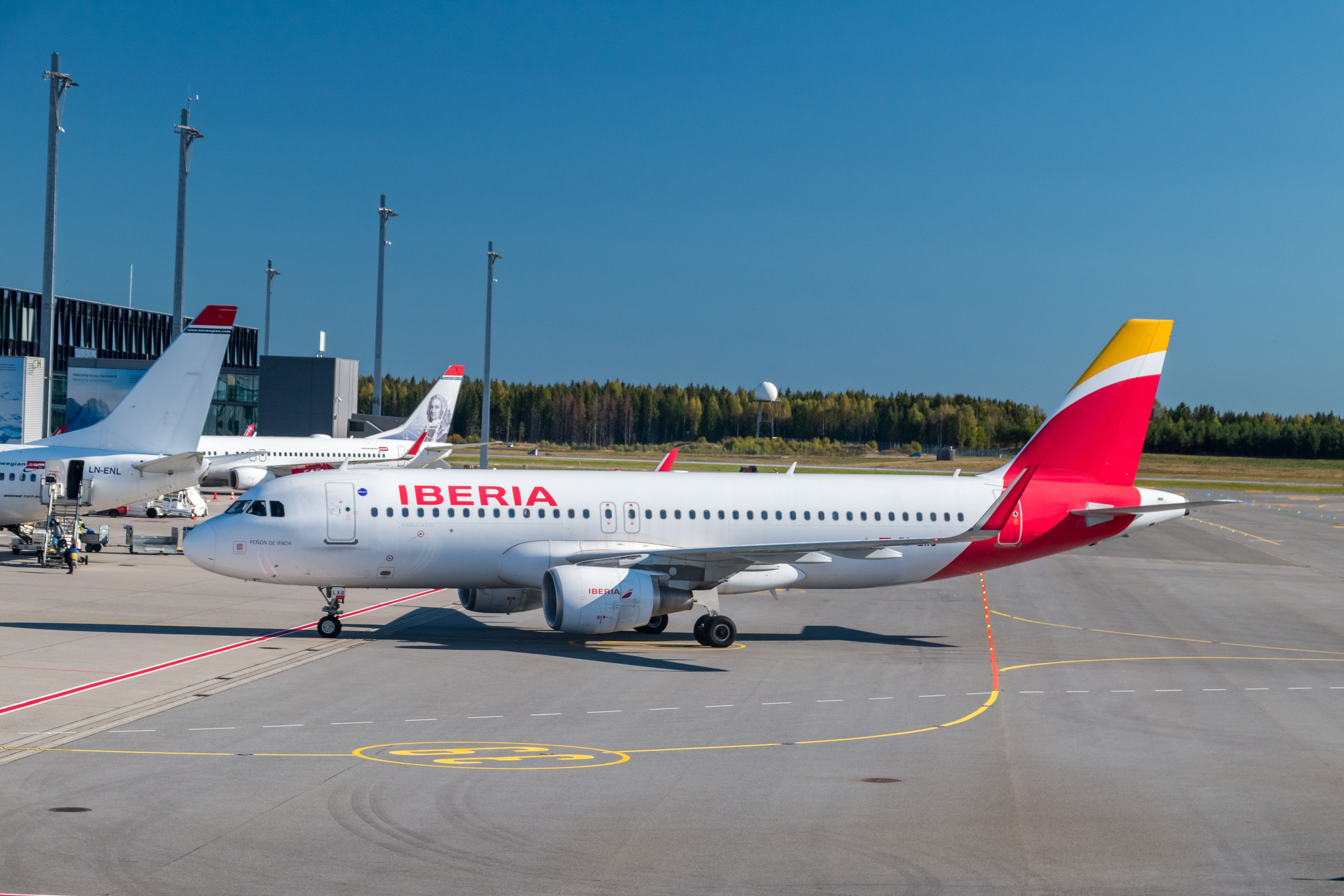 An Iberia Airbus A320 taxiing