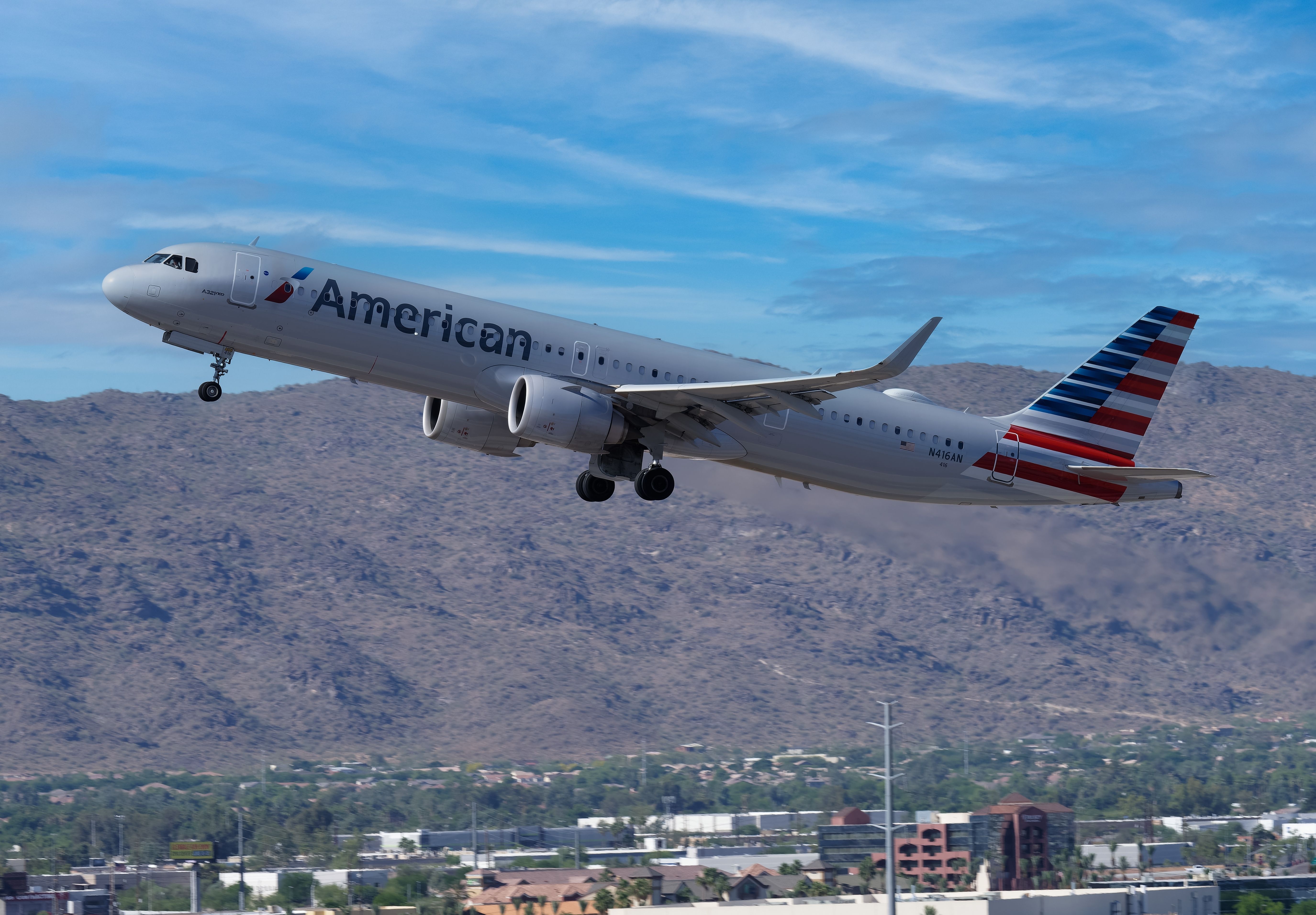 American Airlines Airbus A321 Departing From Phoenix