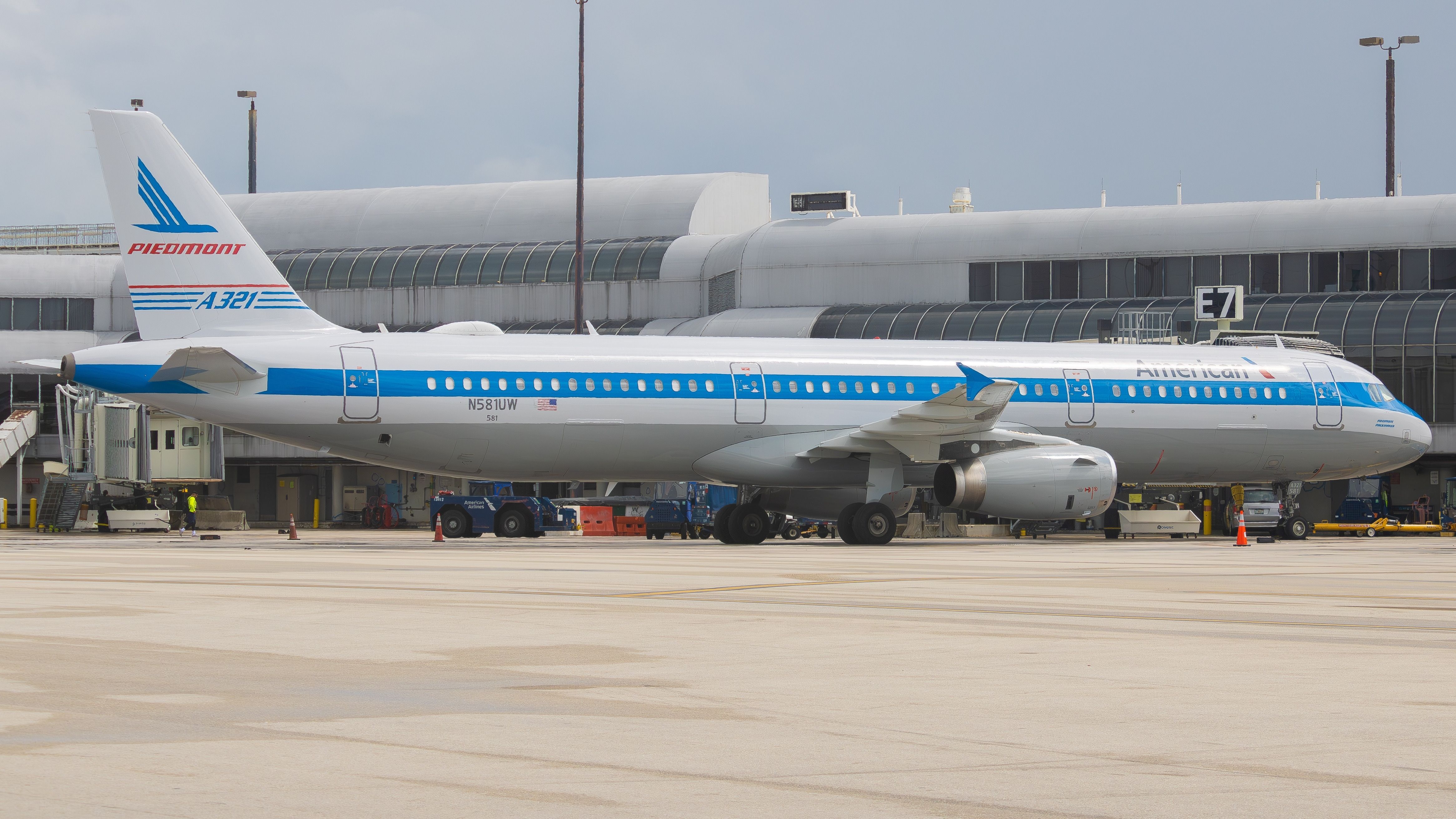 Miami International Airport, Miami , Florida, USA, September 15 2023. American Airlines Airbus 321 unveiled a day ago in this beautiful retro livery of Piedmont Airlines.