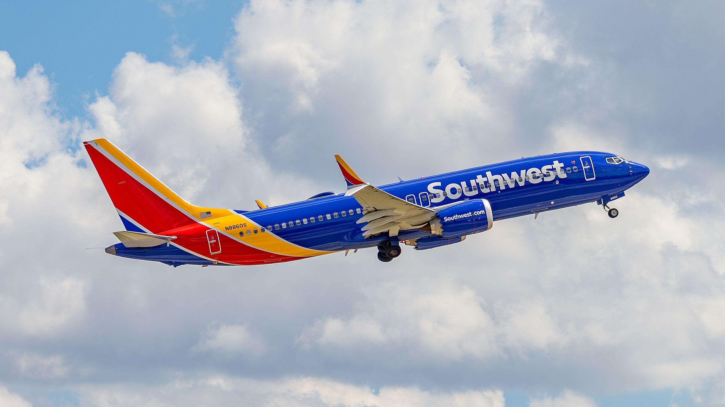 Southwest Airlines Boeing 737 MAX 8 taking off from Austin-Bergstrom International Airport.