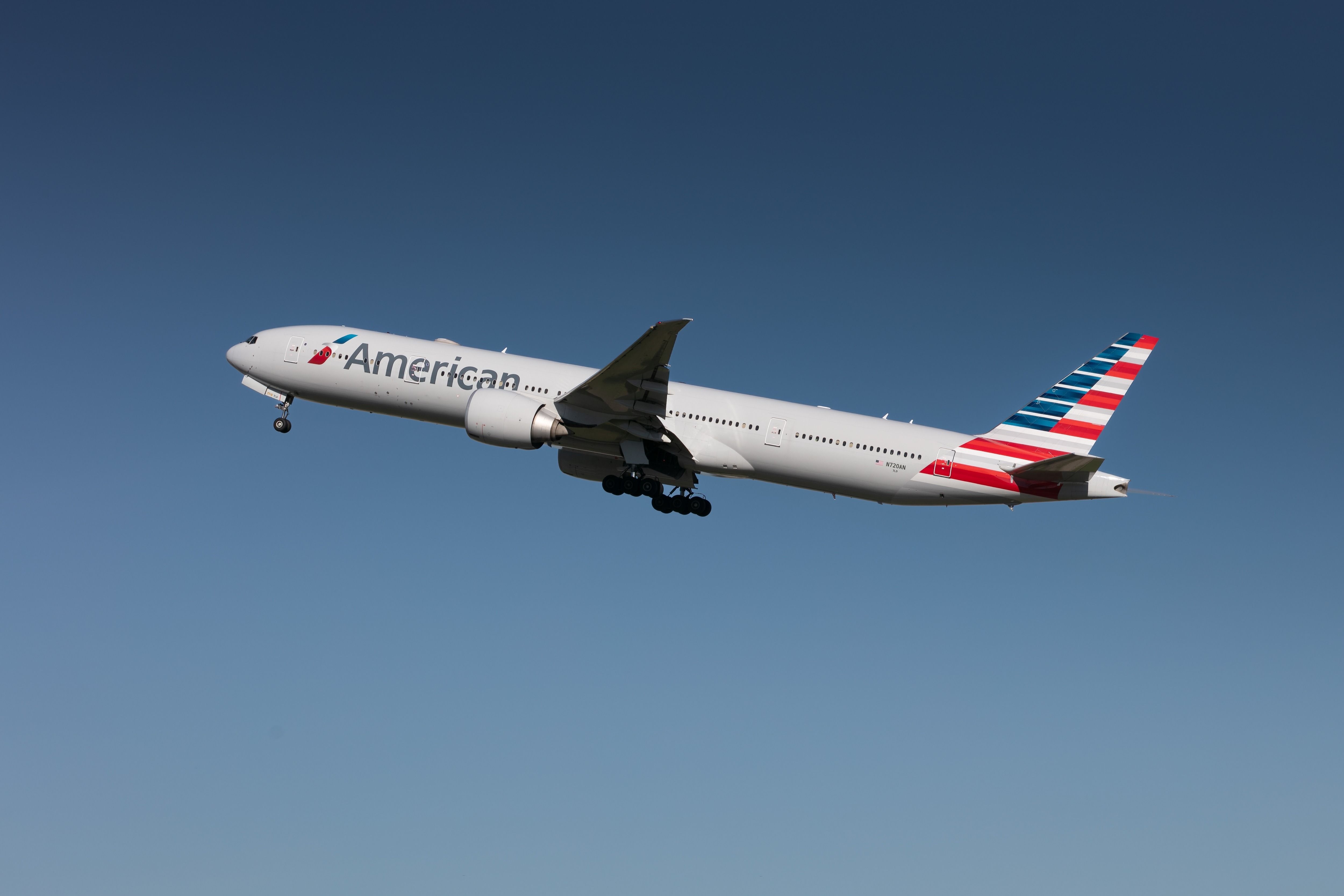 American Airlines Boeing 777-300ER (N720AN) departing from London Heathrow Airport.