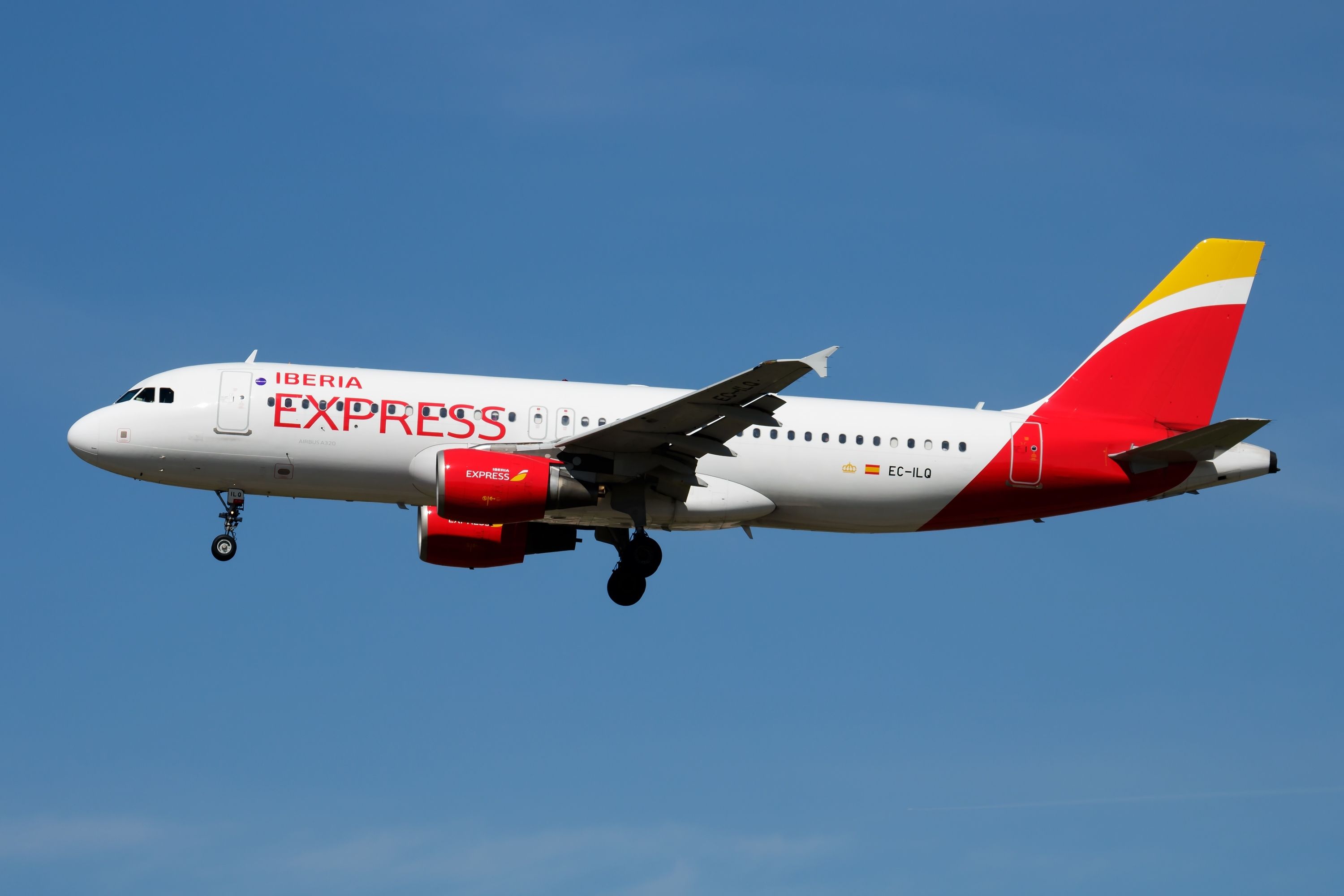 An Iberia Express Airbus A320 descending 