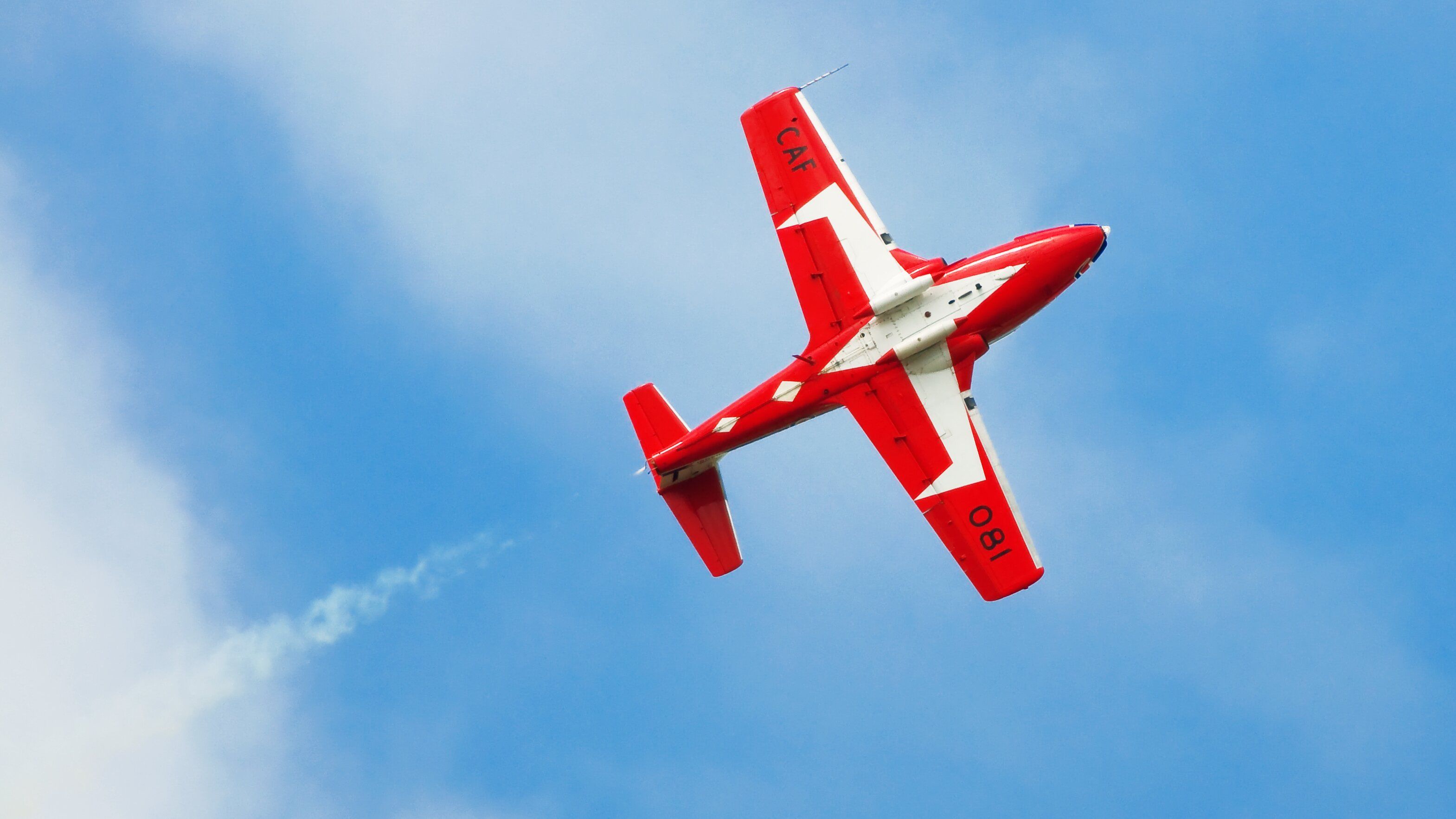 A Look At The EAA AirVenture Oshkosh 2024 Flight Show Schedule