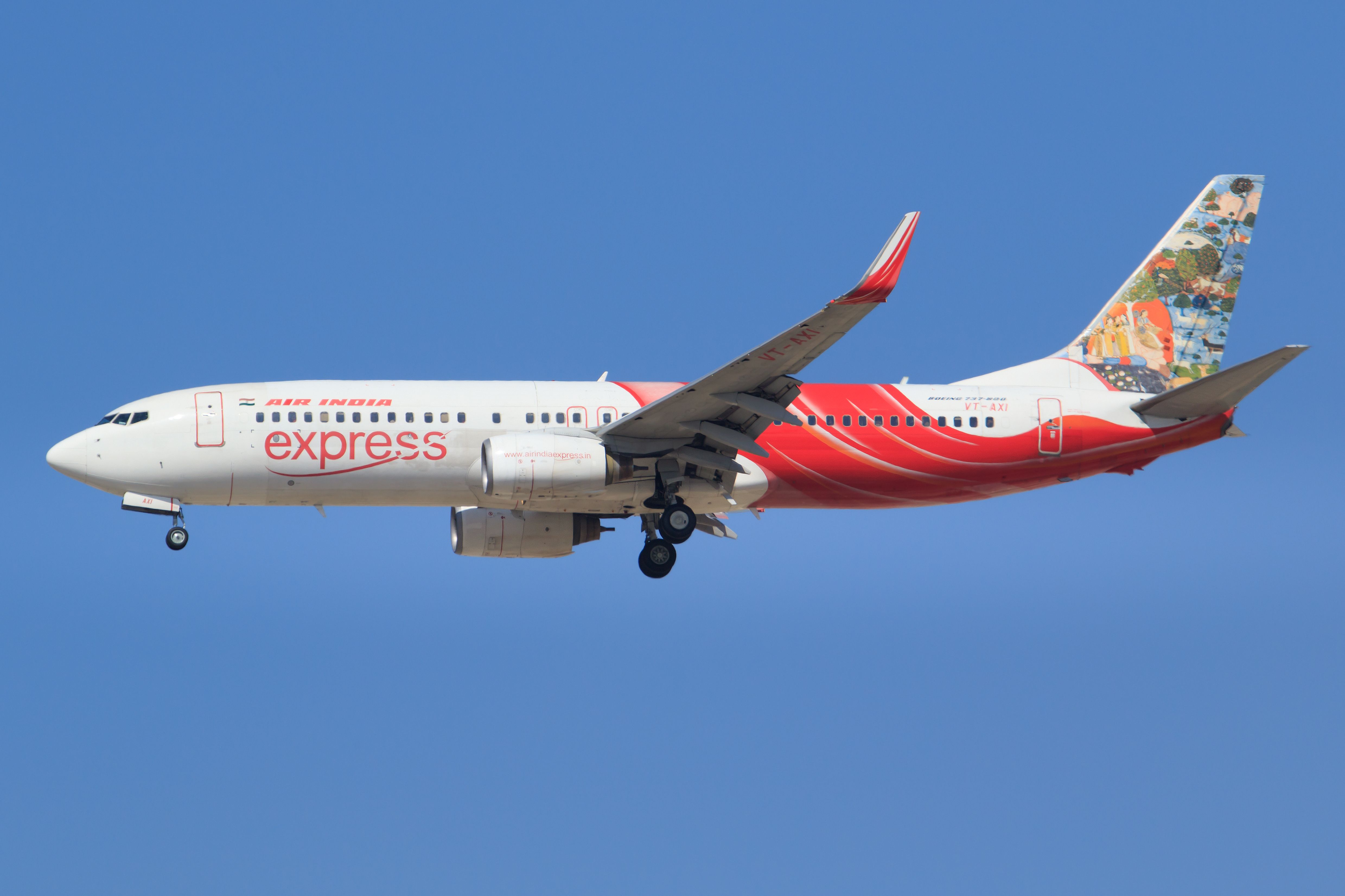 An Air India Express Boeing 737 landing