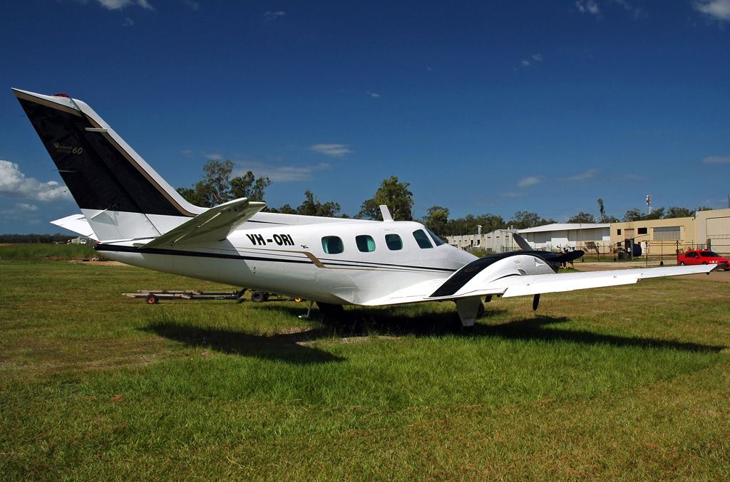 VH-ORI Beechcraft 60 Duke on the ground