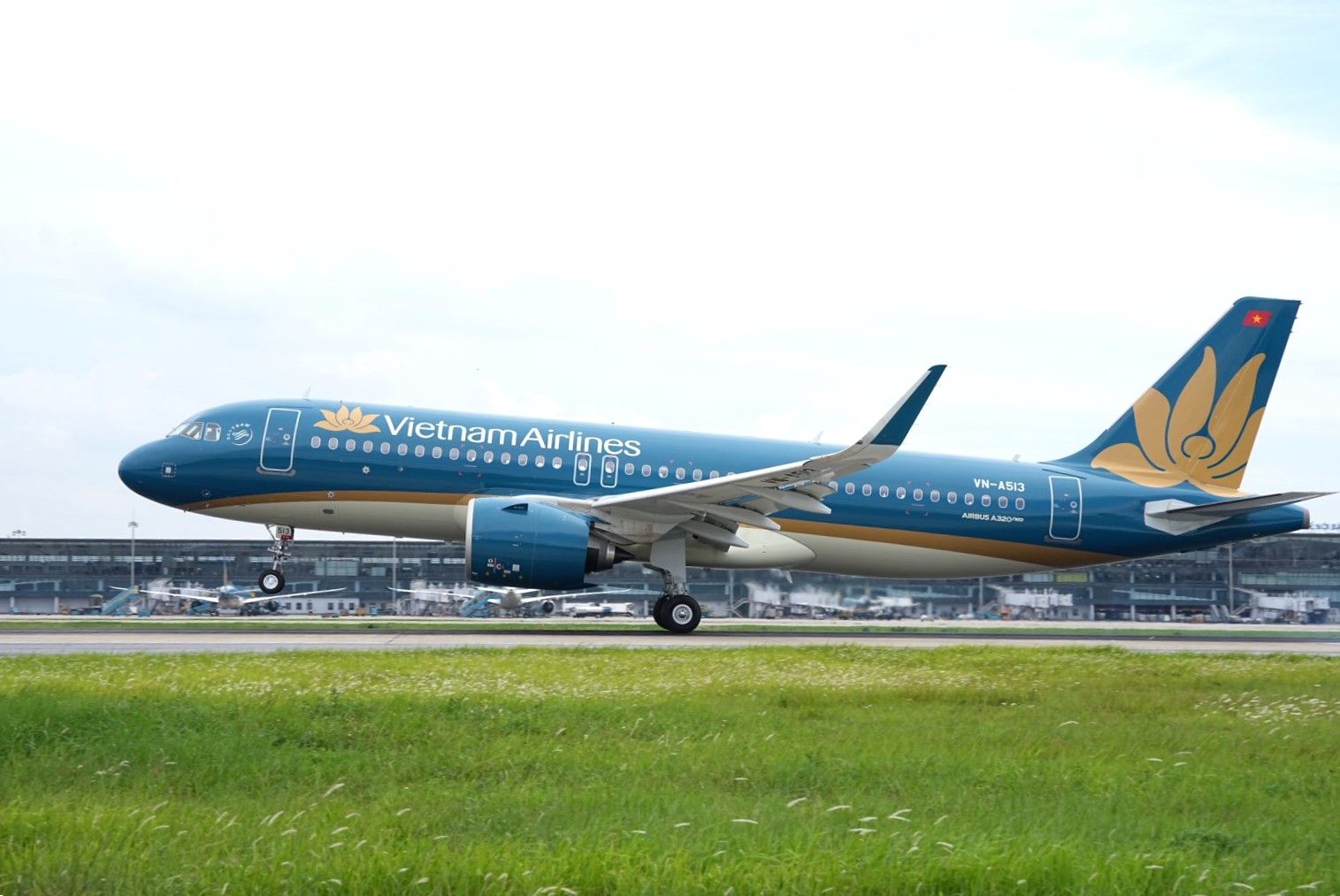 Vietnam Airlines Airbus A320neo aircraft that Vietnam Airlines will receive this year-1