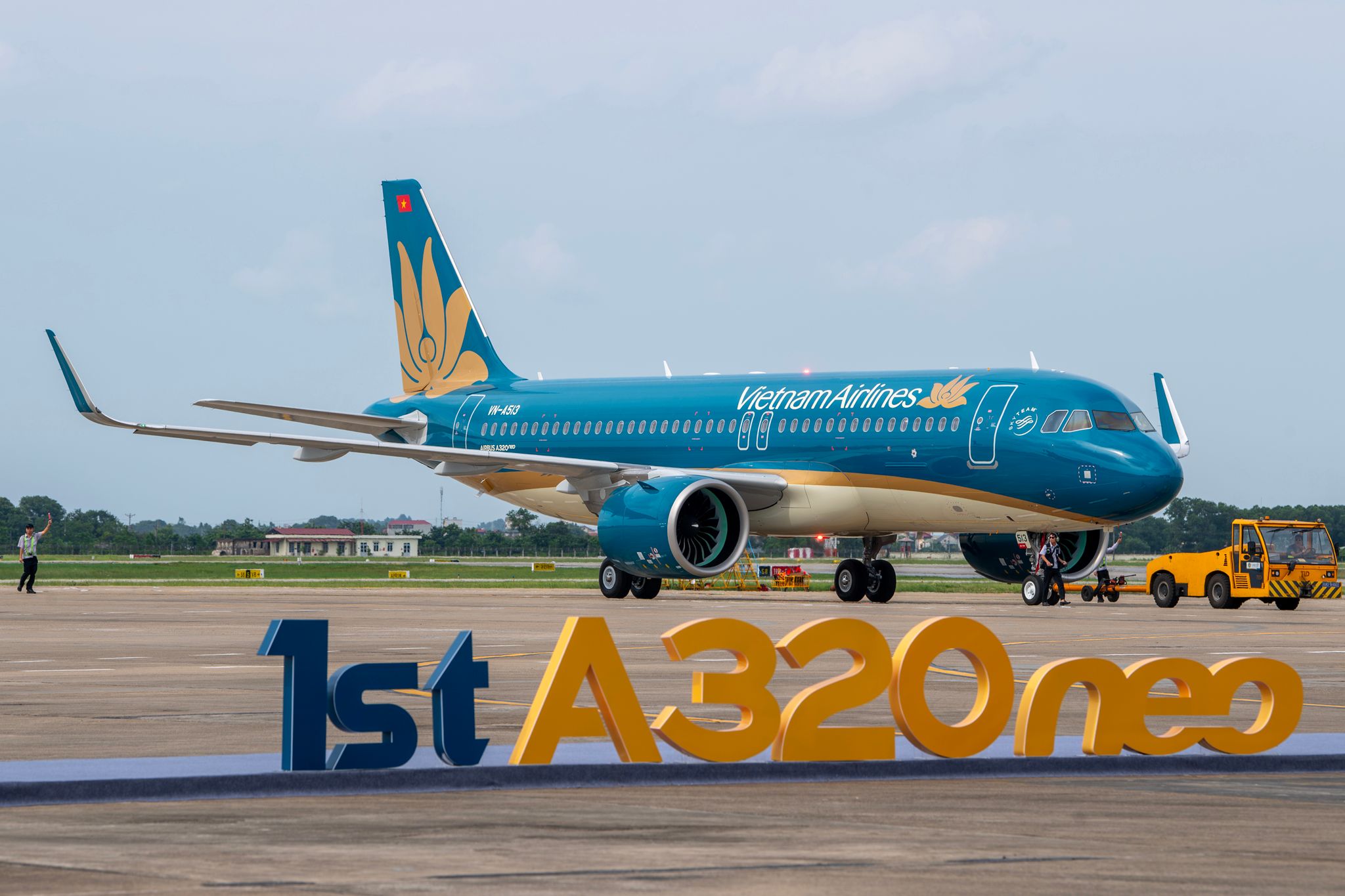 Vietnam Airlines In Talks With Airbus And Embraer For 20 Regional Jets