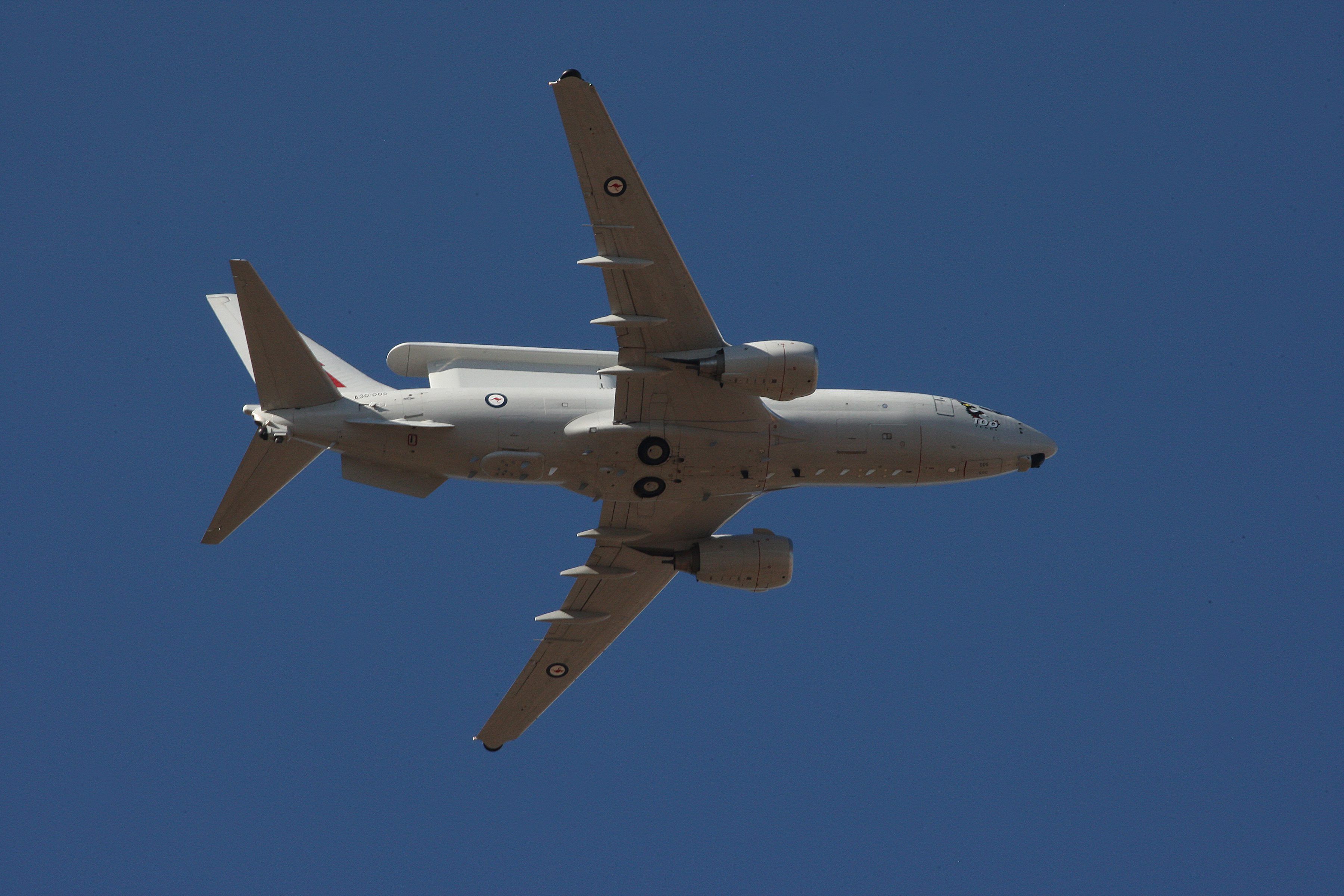 20160809raaf8540620_0194 - An E-7A Wedgetail Airborne Early Warning and Control aircraft flies over RAAF Base Tindal during Exercise Pitch Black 2016.