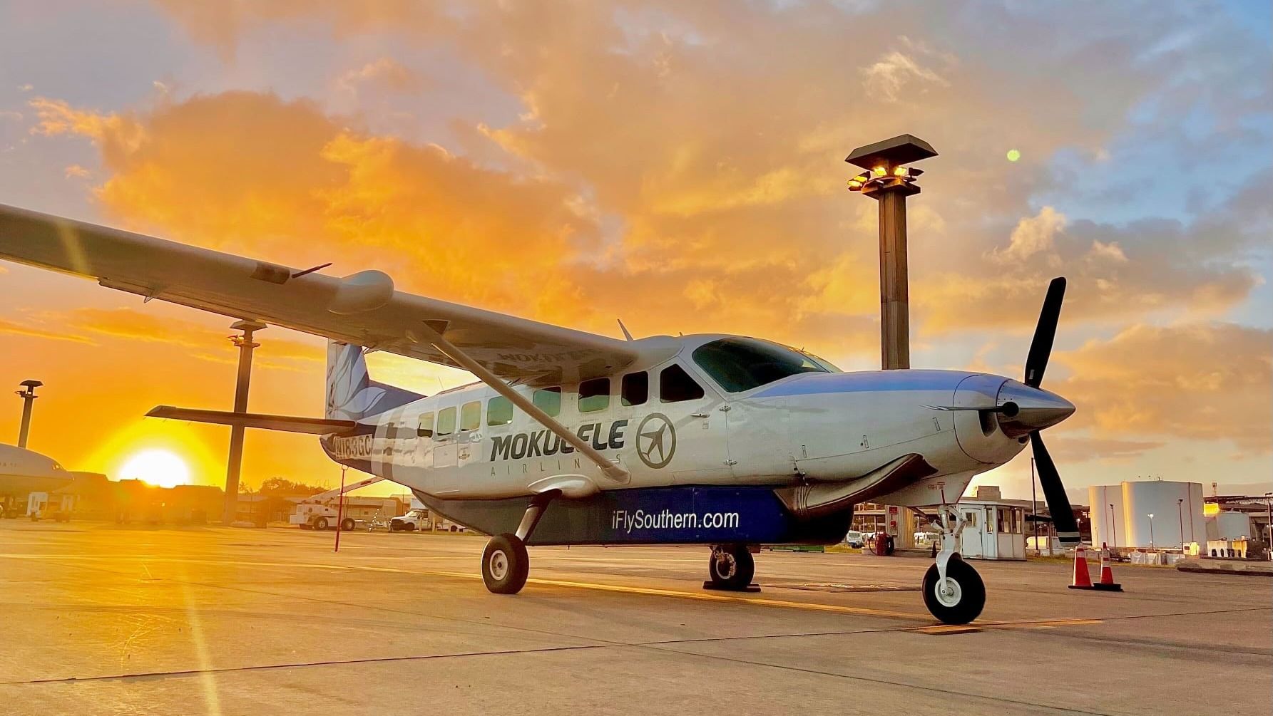 Hawaii’s Mokulele Airlines grounds its fleet after discrepancies were discovered in landing gear records