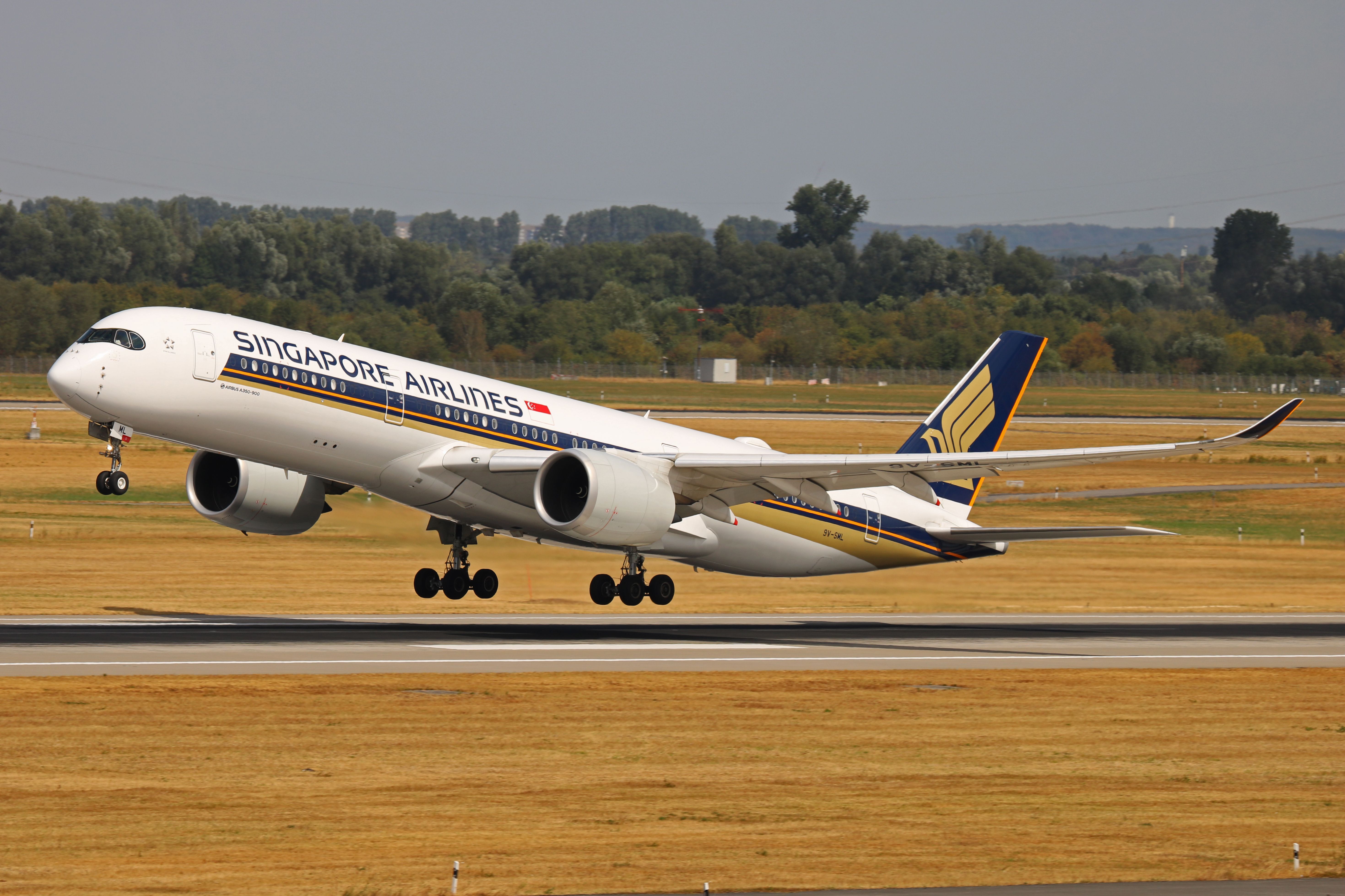 9V-SML Airbus A350-900 Singapore Airlines