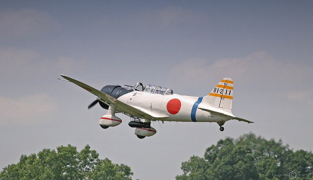 Aichi_D3A_Replica_Airshow (Vultee BT-13 Valiant)