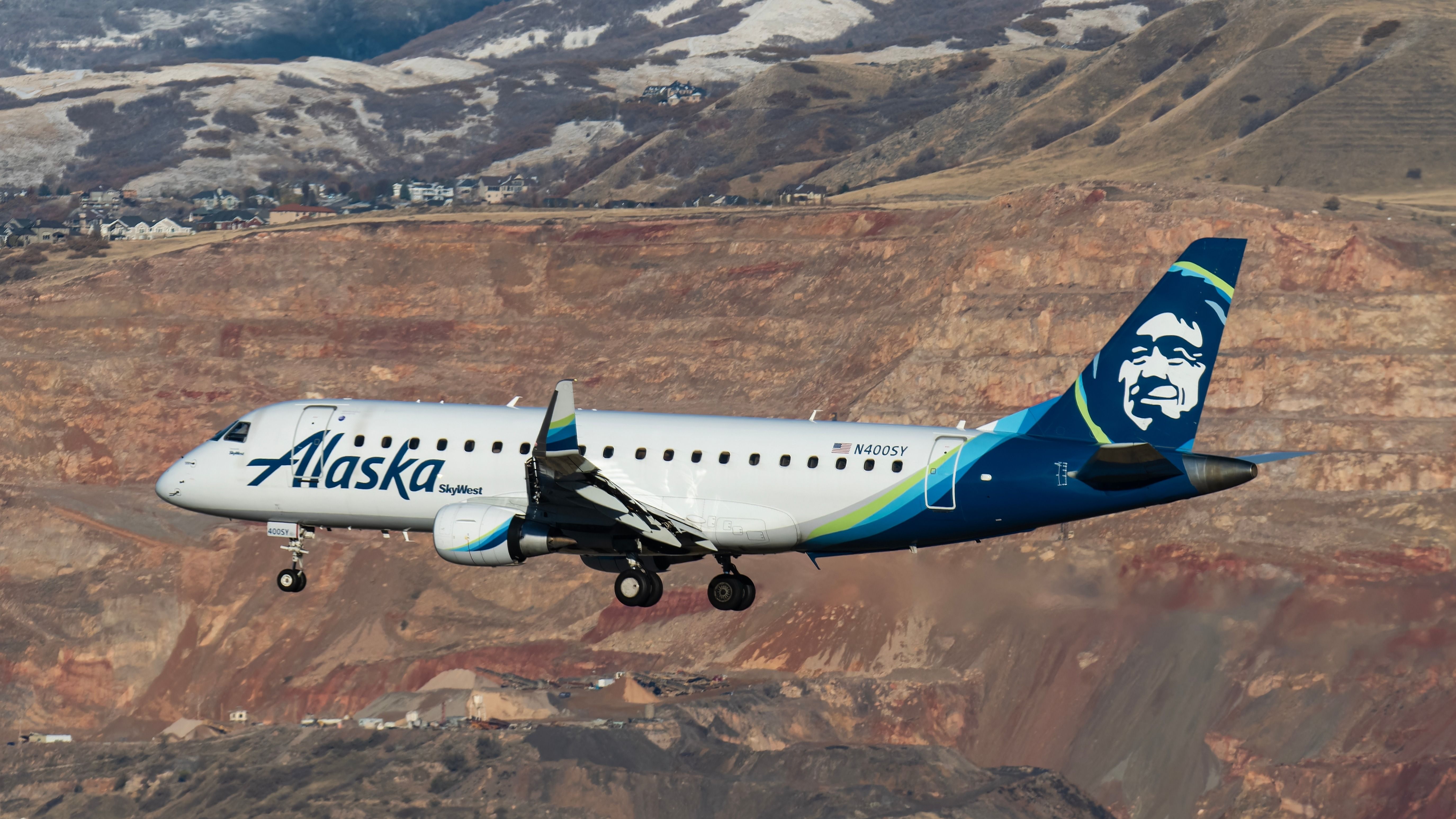 Alaska Airlines/SkyWest flight diverted to Salt Lake City after pilot says he cannot land in Jackson Hole