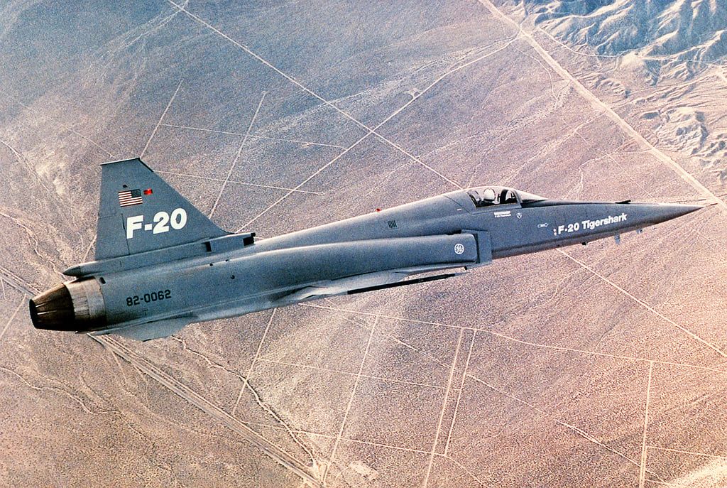 an-air-to-air-right-side-view-of-a-northrop-f-20-tigershark-aircraft-during-1453d8