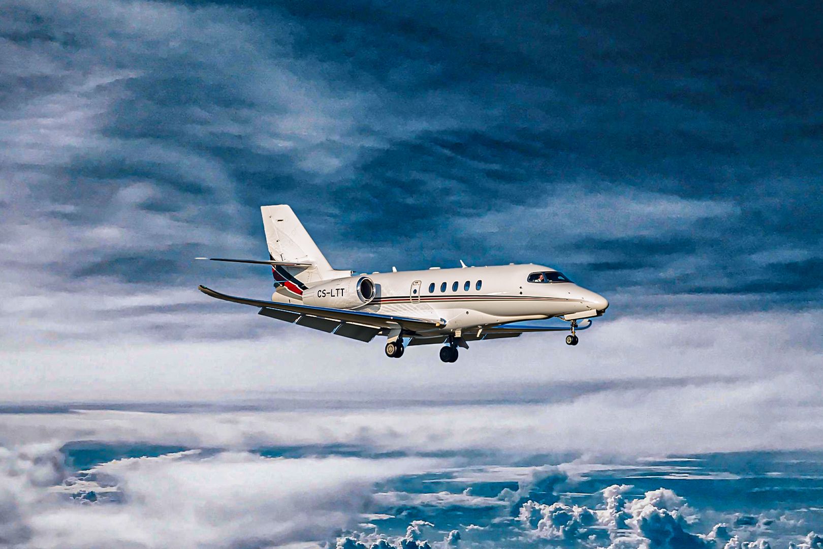 Why Do Dual-Engine Jets Dominate The Private Aviation Market?