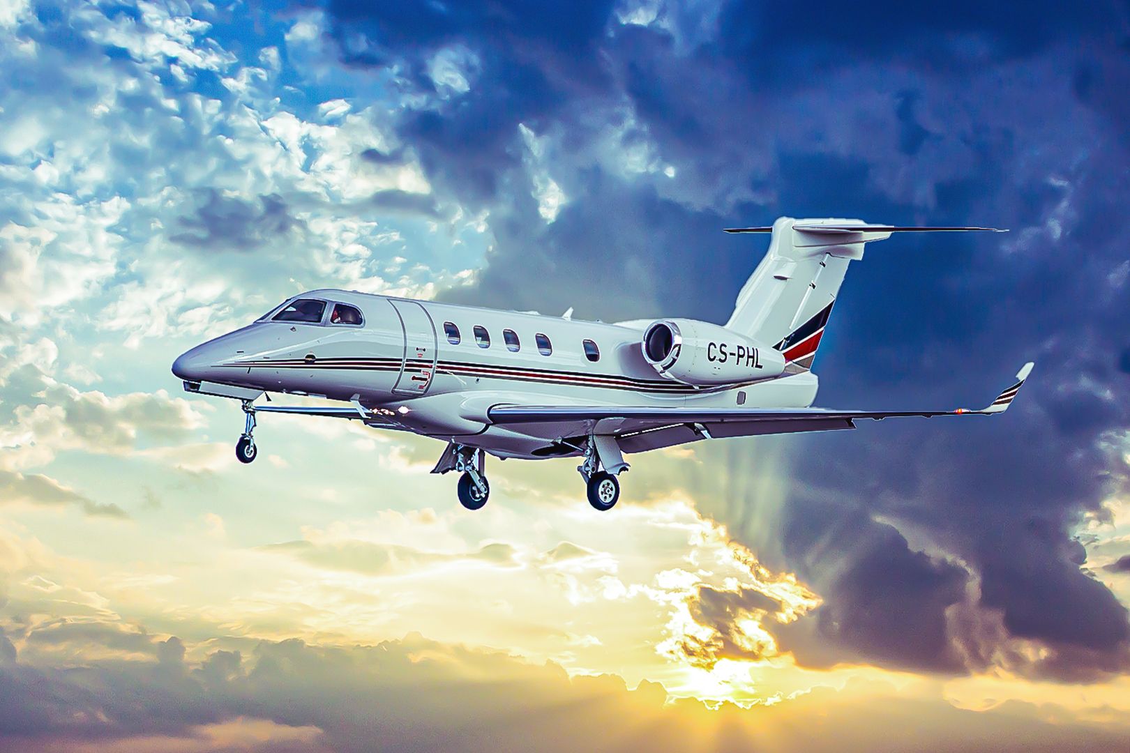 What Are The Associated Costs Of An Embraer Phenom 300?