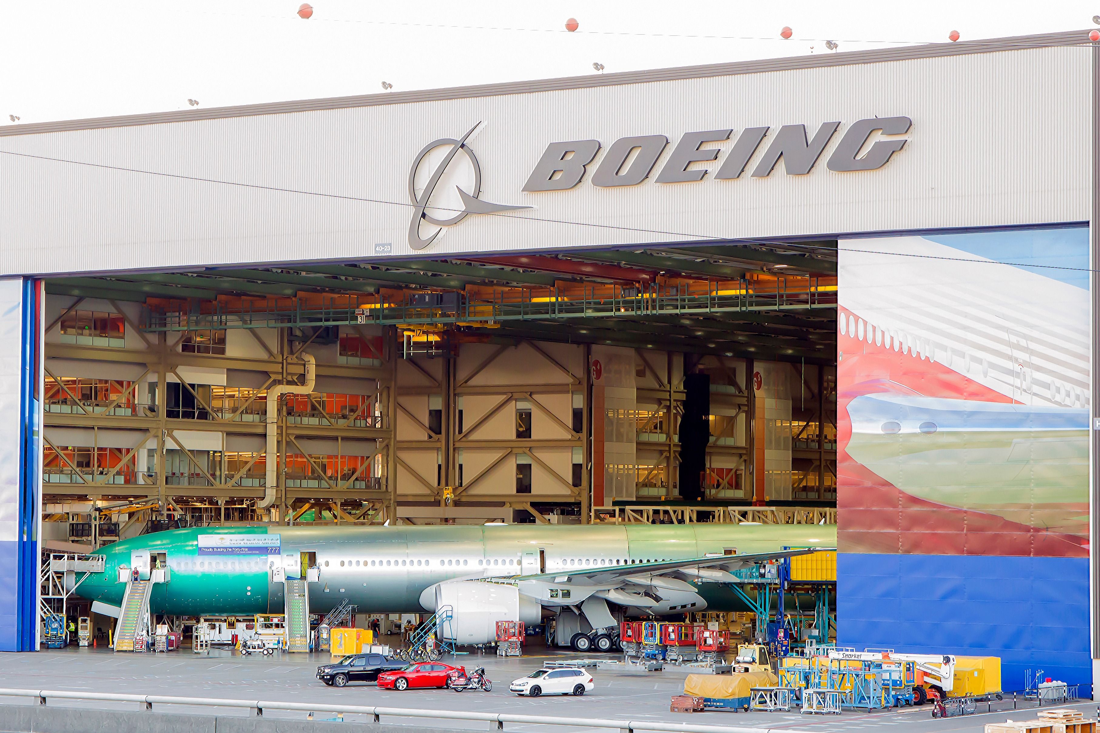 Boeing At Odds With Machinist Union As Deadline For Contract Looms