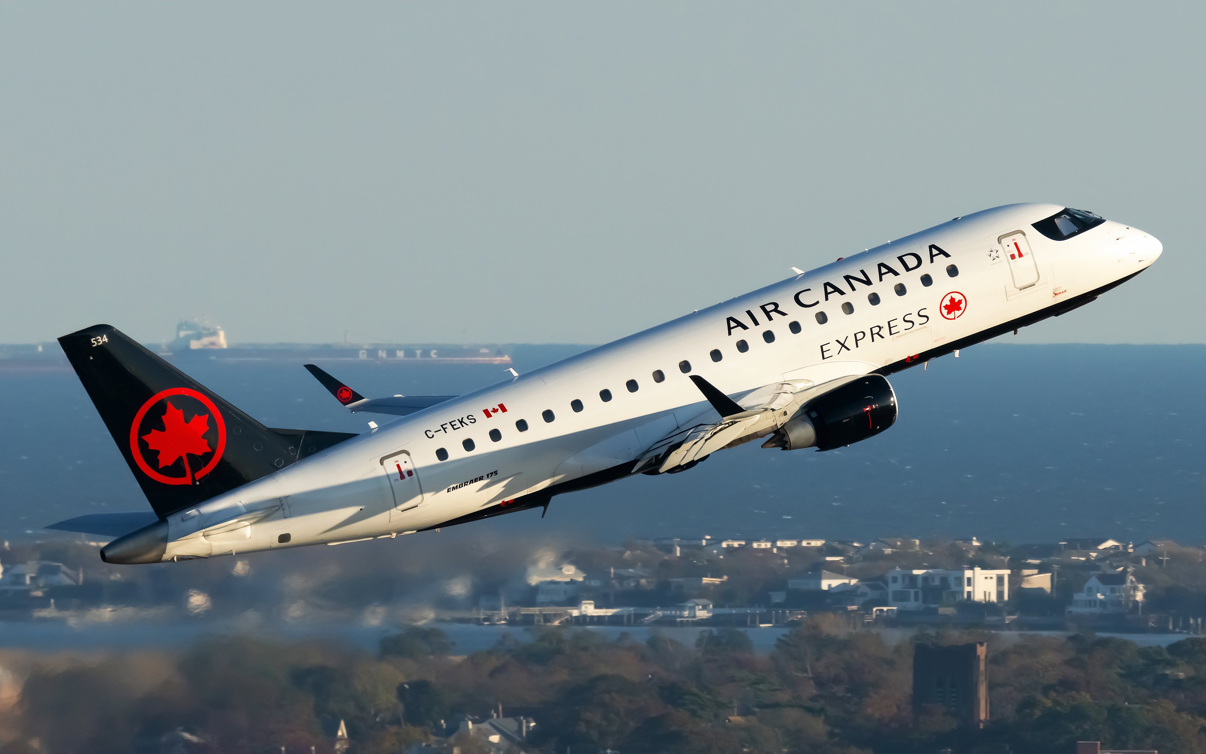 Air Canada Express Embraer E175SU taking off